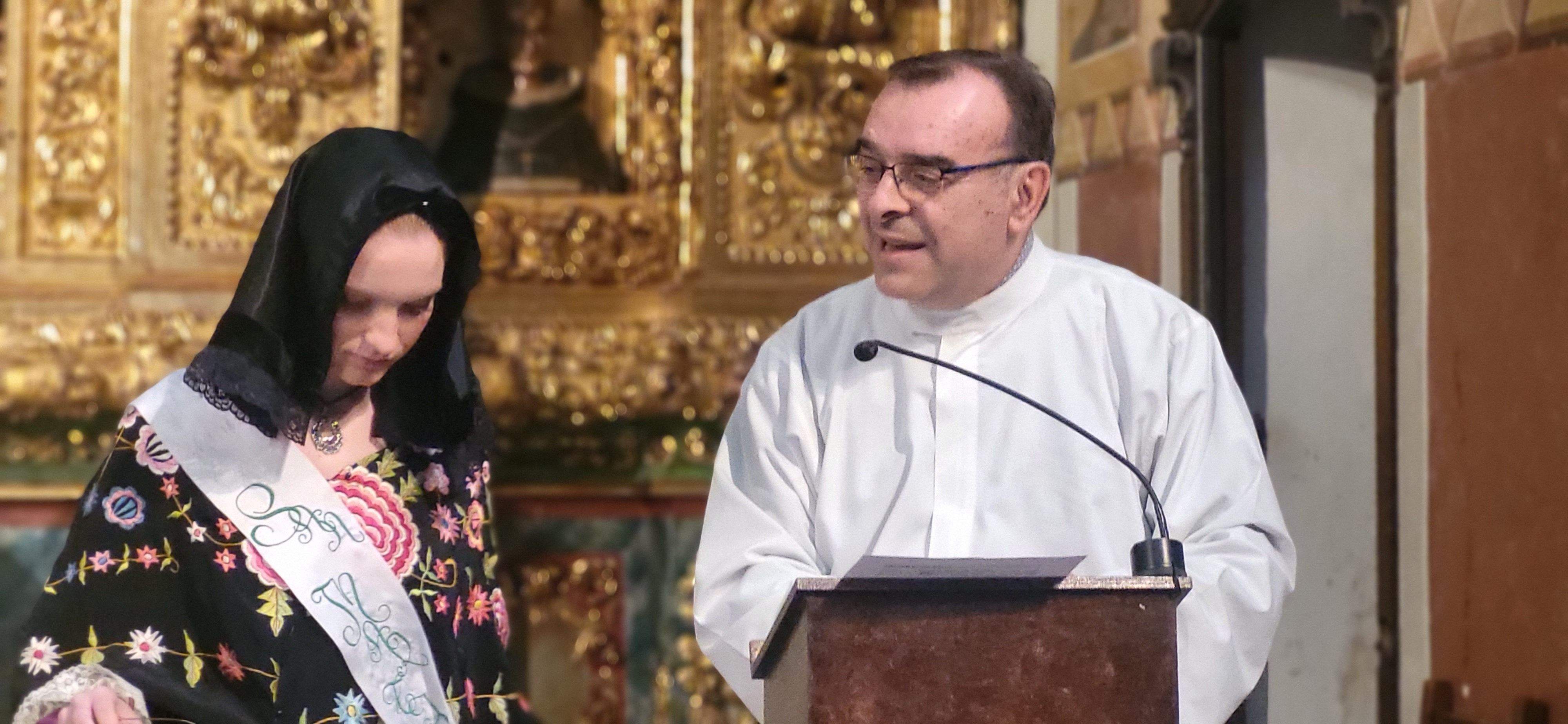 Ofrenda de flores y frutos del barrio de Santo Domingo y San Martín. Foto Myriam Martínez 
