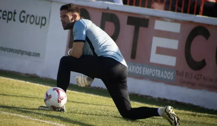 Dani Jiménez: "Para mí es una alegría cada vez que me pongo la camiseta del Huesca"