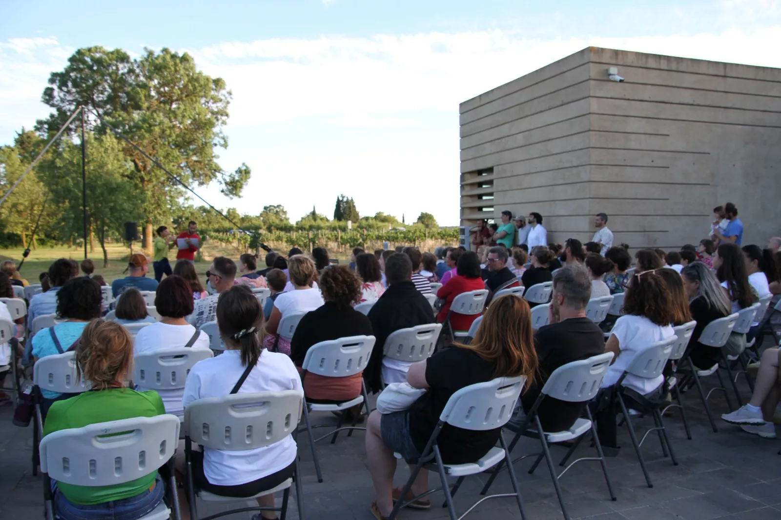  Derecha Izquierda en el CDAN. Foto Carlos Neofato 