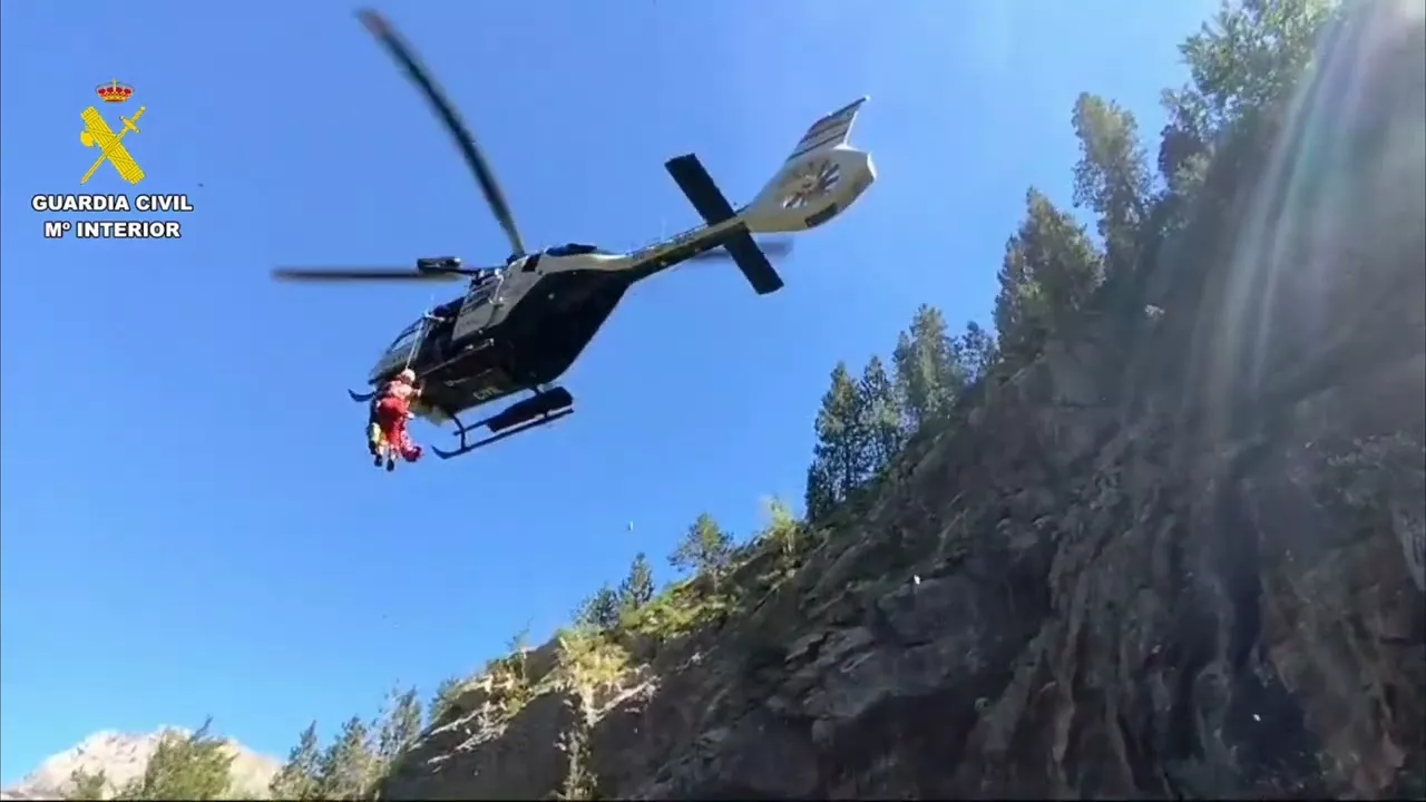 Rescate en el Barranco de Otal. Un desprendimiento en Monte Perdido alcanza a cuatro montañeros Rescate en el Barranco de Otal. Un desprendimiento en Monte Perdido alcanza a cuatro montañeros