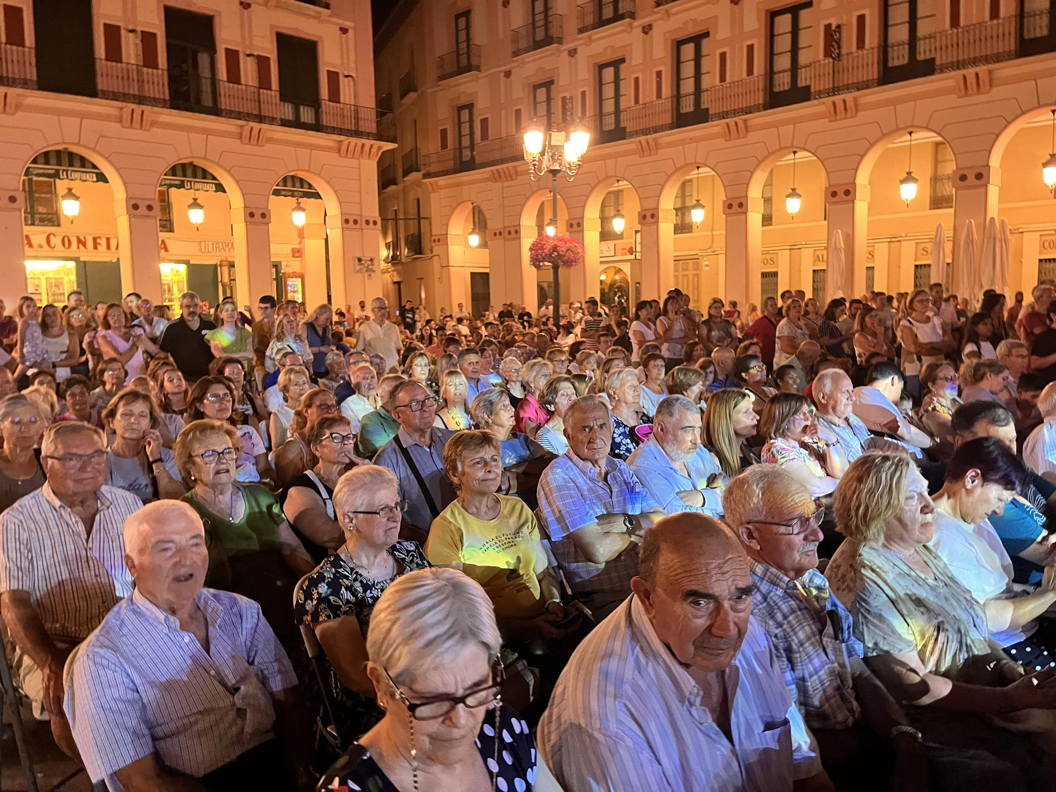 Concierto de la Banda de Música de Huesca a beneficio de la AECC. Foto Mercedes Manterola