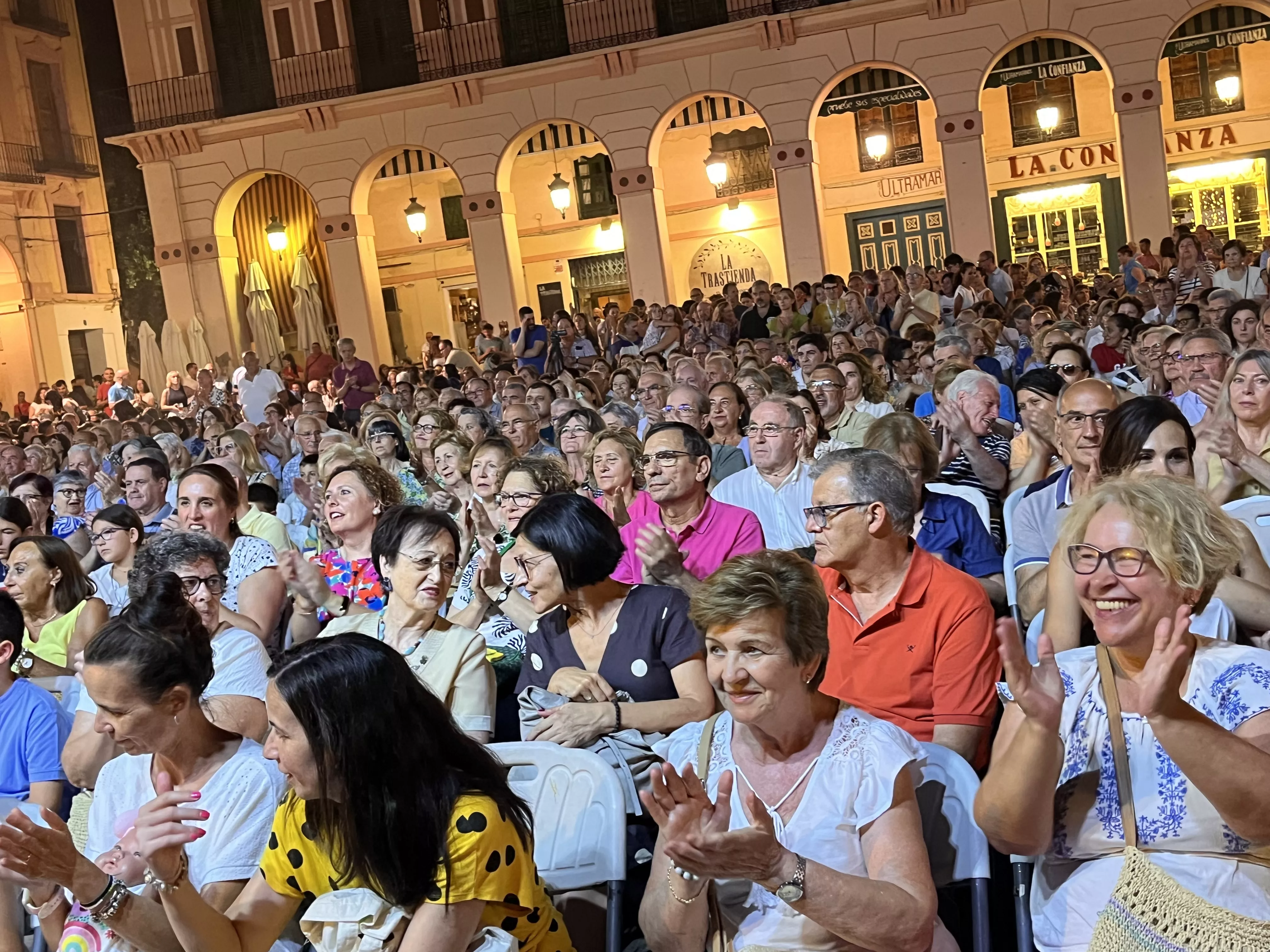 Concierto de la Banda de Música de Huesca a beneficio de la AECC. Foto Mercedes Manterola