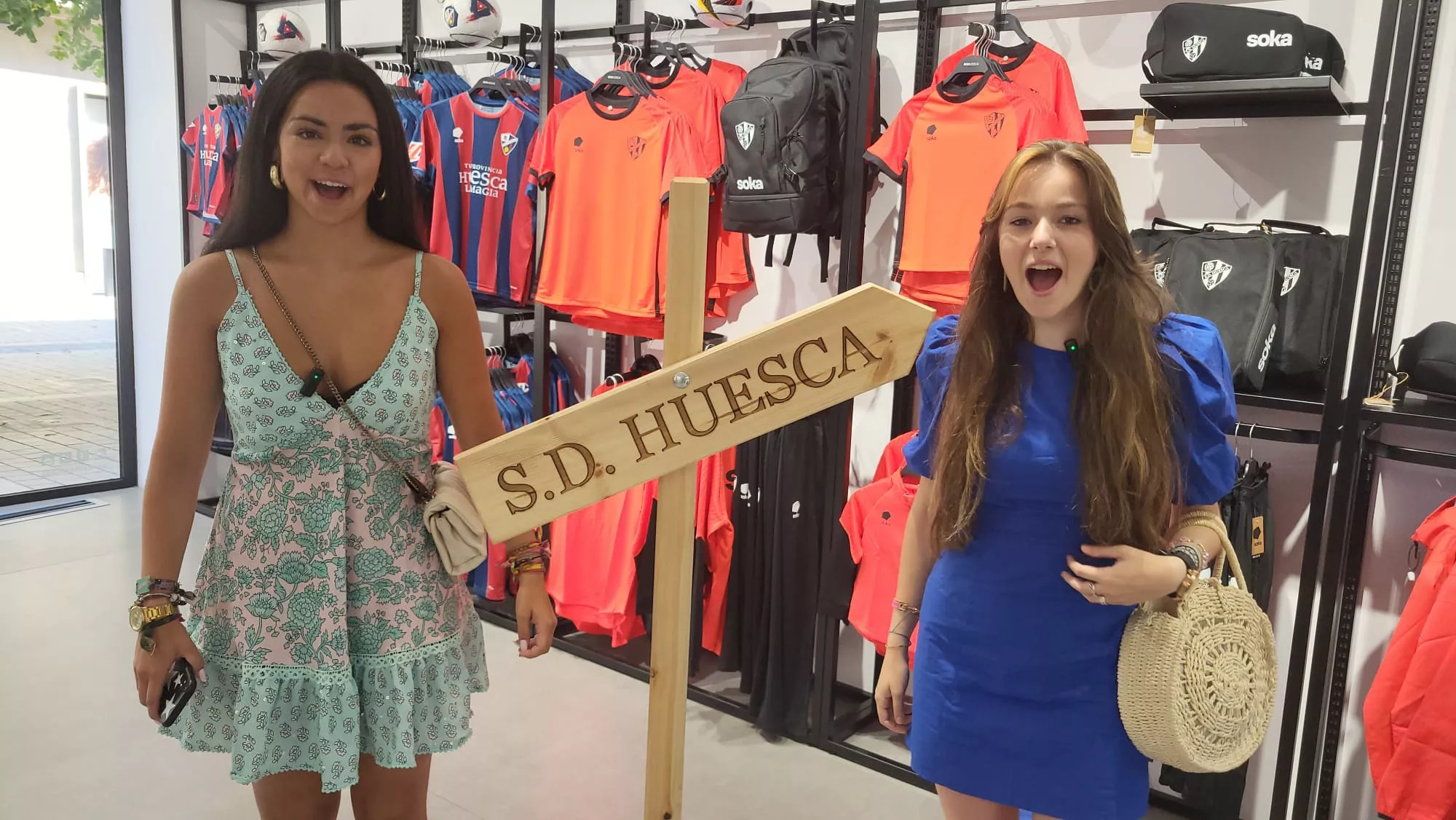 Daniela y María, renovaciones con ímpetu joven para el Huesca.
