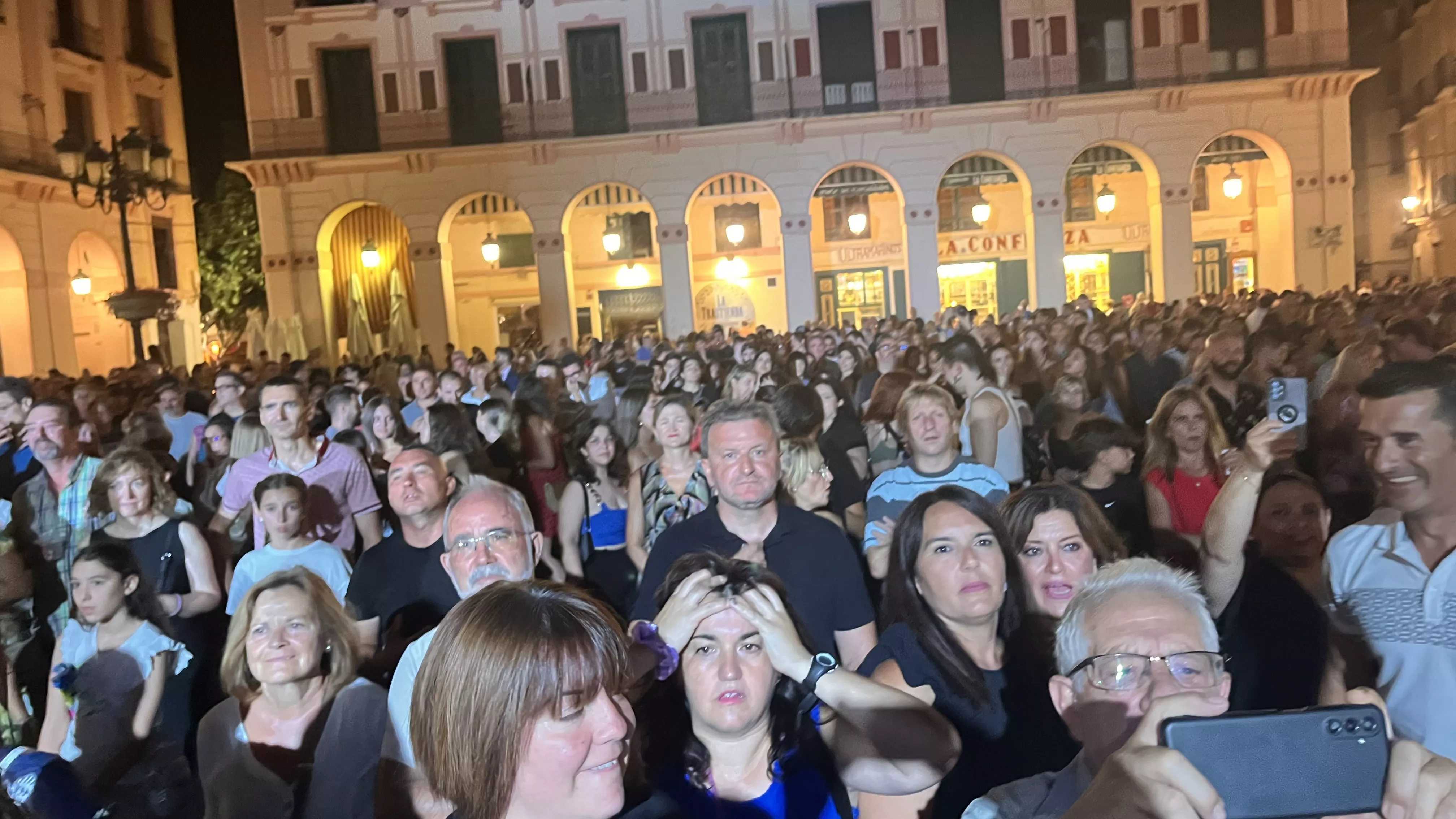 Actuación de Manacor Go! en la plaza López Allué. Foto Mercedes Manterola