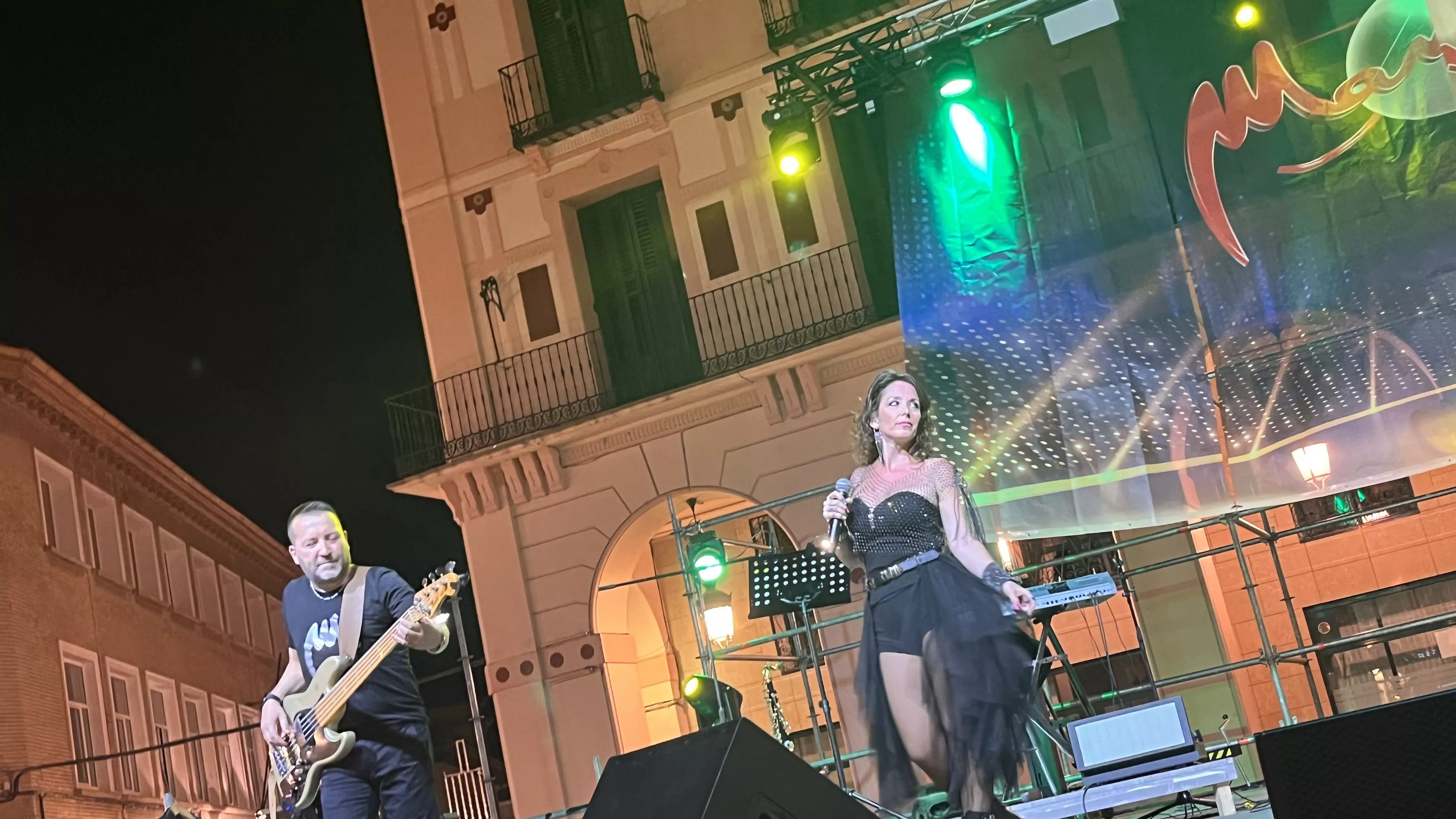 Actuación de Manacor Go! en la plaza López Allué. Foto Mercedes Manterola