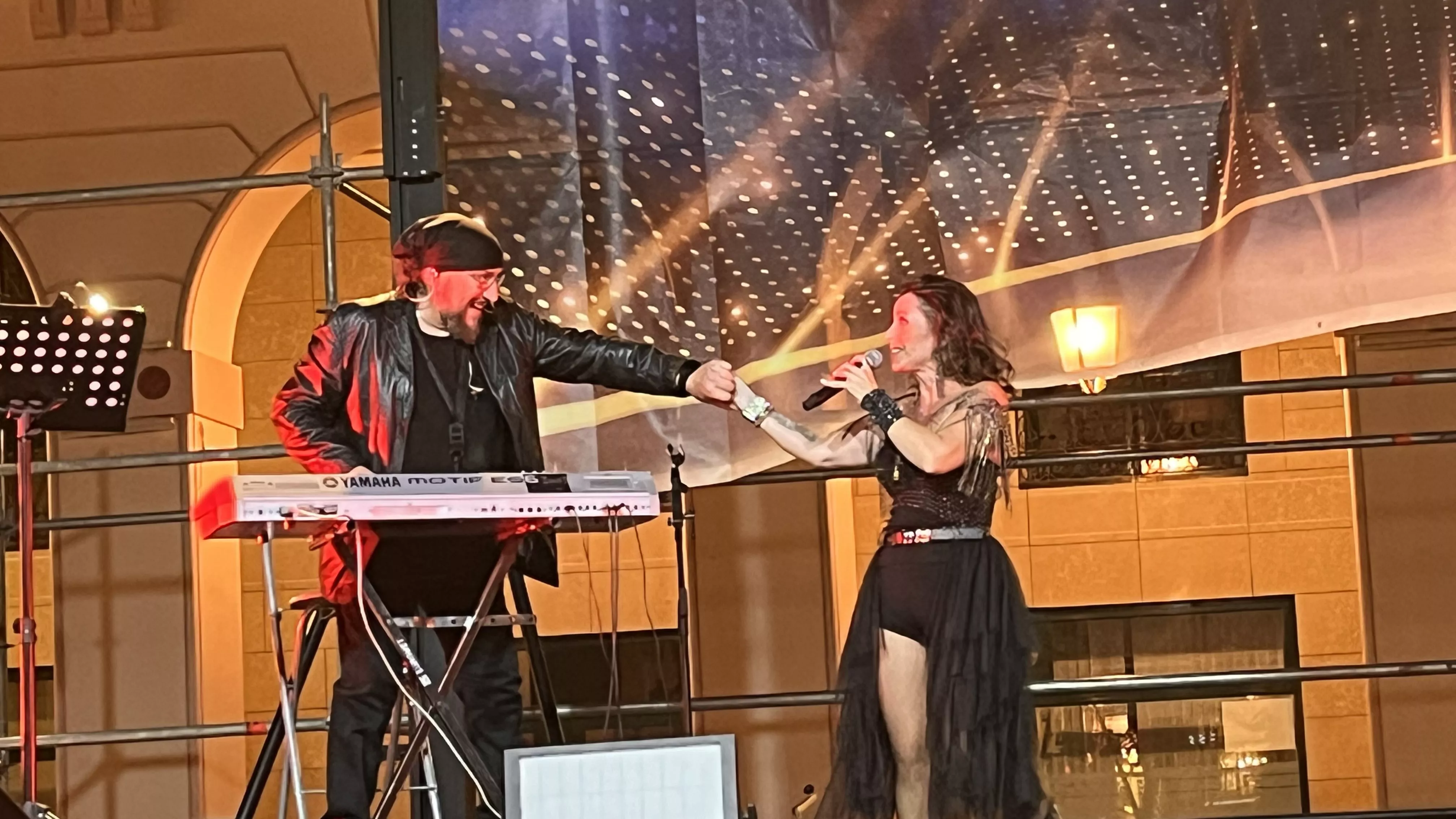 Actuación de Manacor Go! en la plaza López Allué. Foto Mercedes Manterola