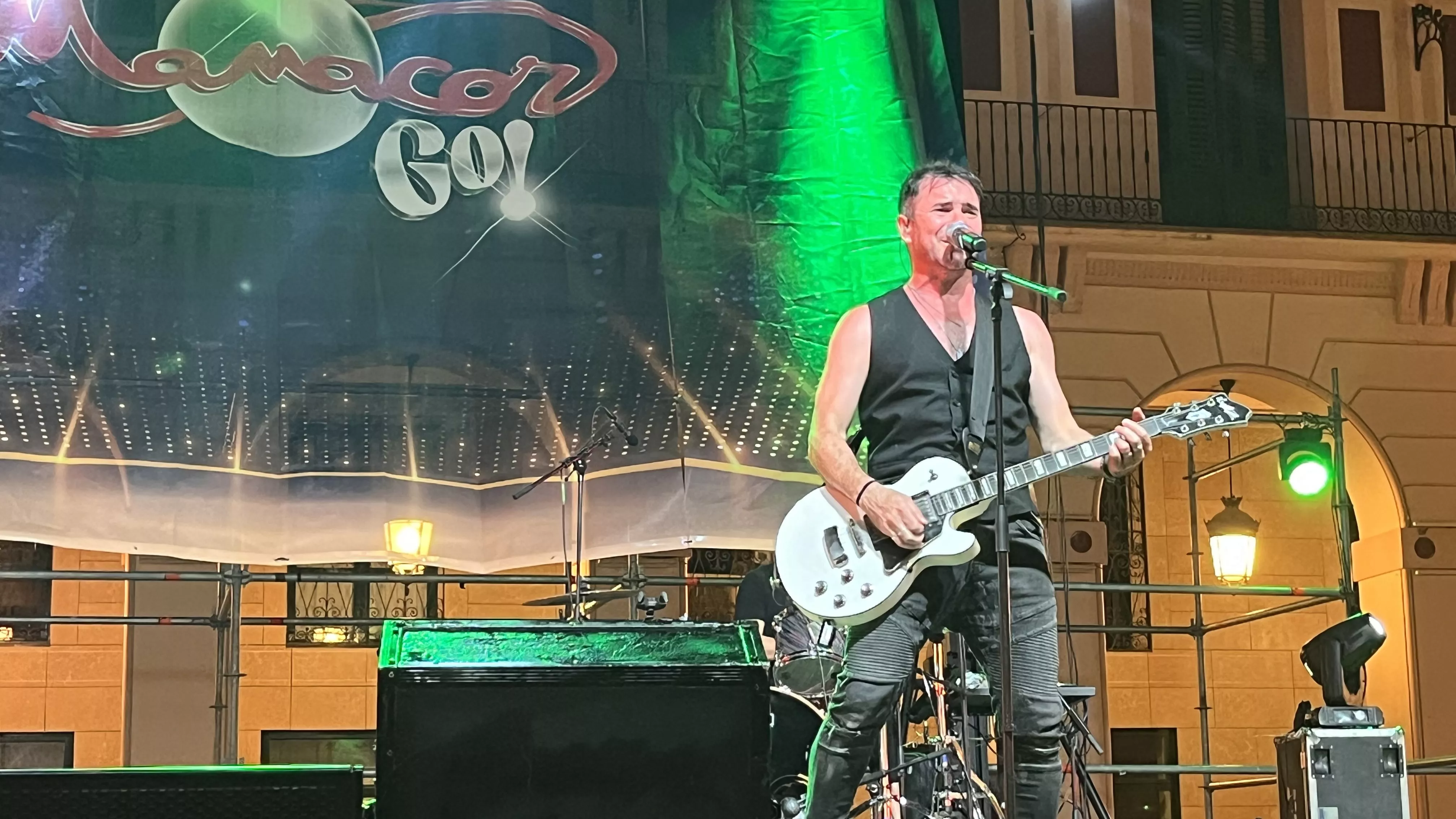 Actuación de Manacor Go! en la plaza López Allué. Foto Mercedes Manterola