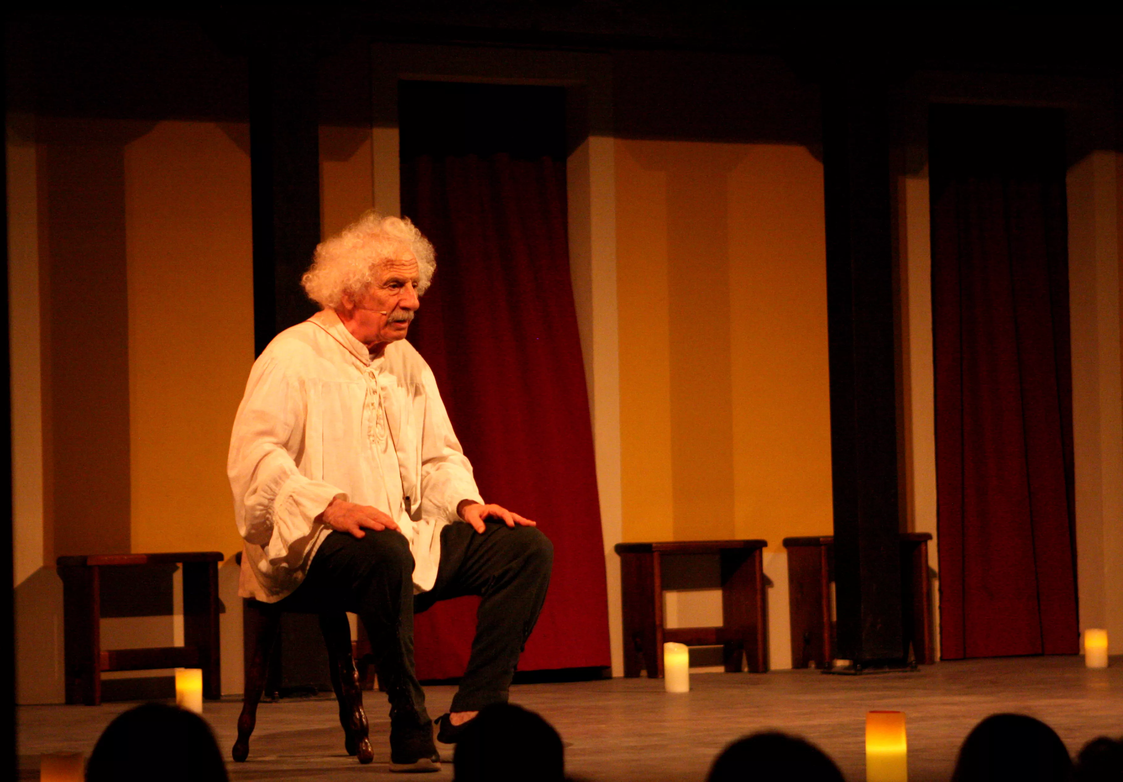 El Brujo en el Corral de Comedias de Robres