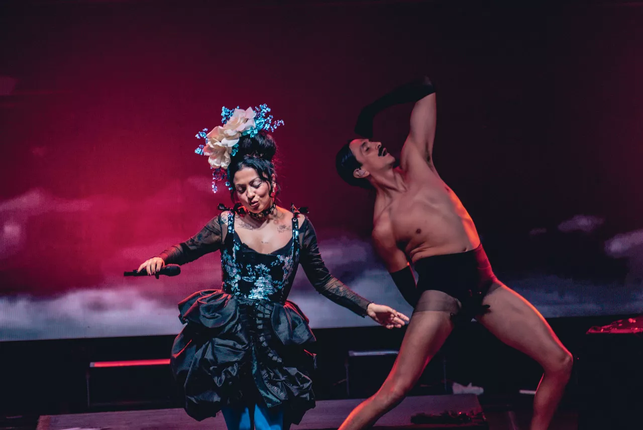 Mon Laferte, espectáculo genuino en Pirineos Sur. Foto Jaime Oriz