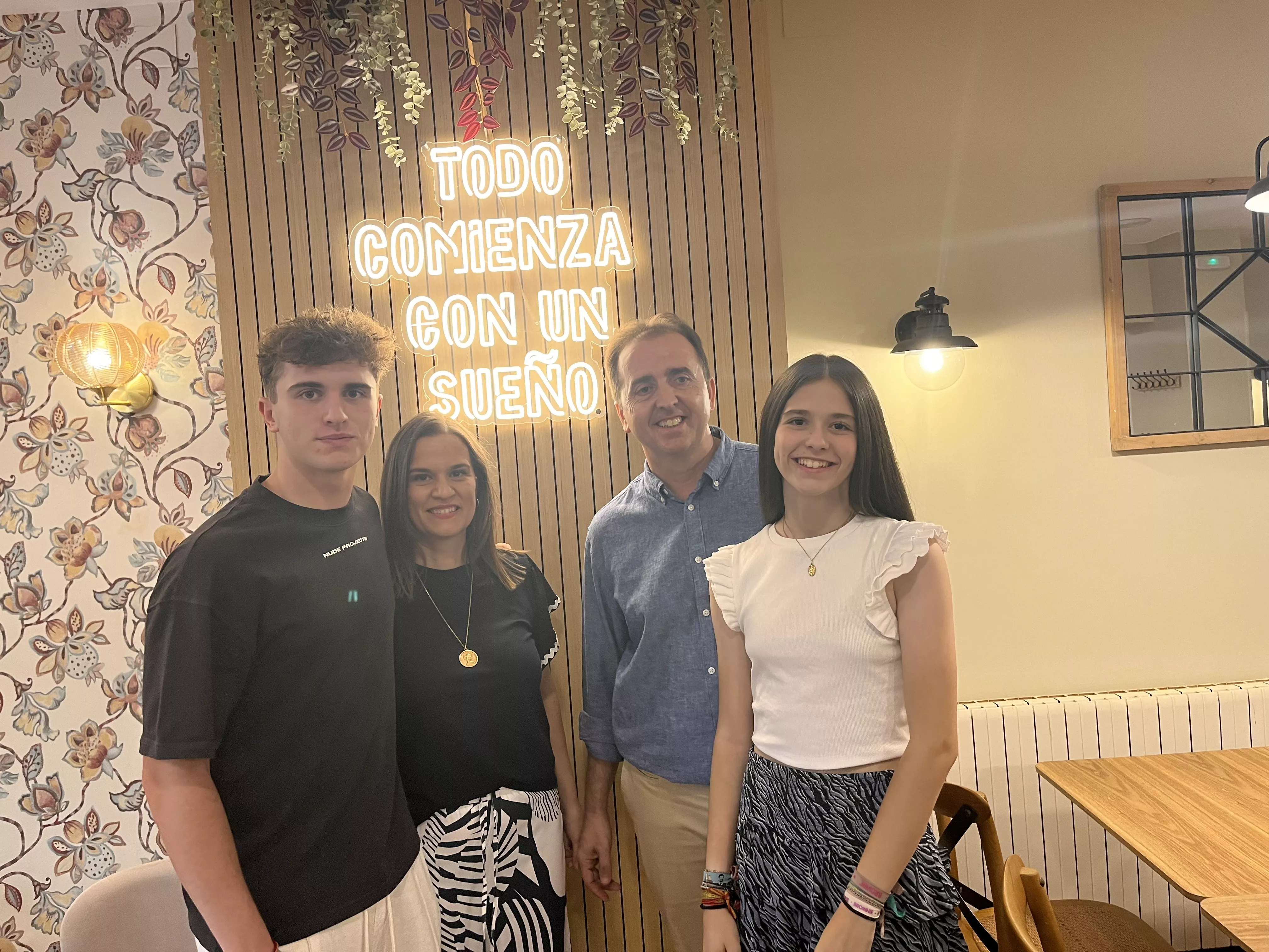 Inauguración de El Bar de Jorge en su nueva ubicación en Huesca, Foto Mercedes Manterola