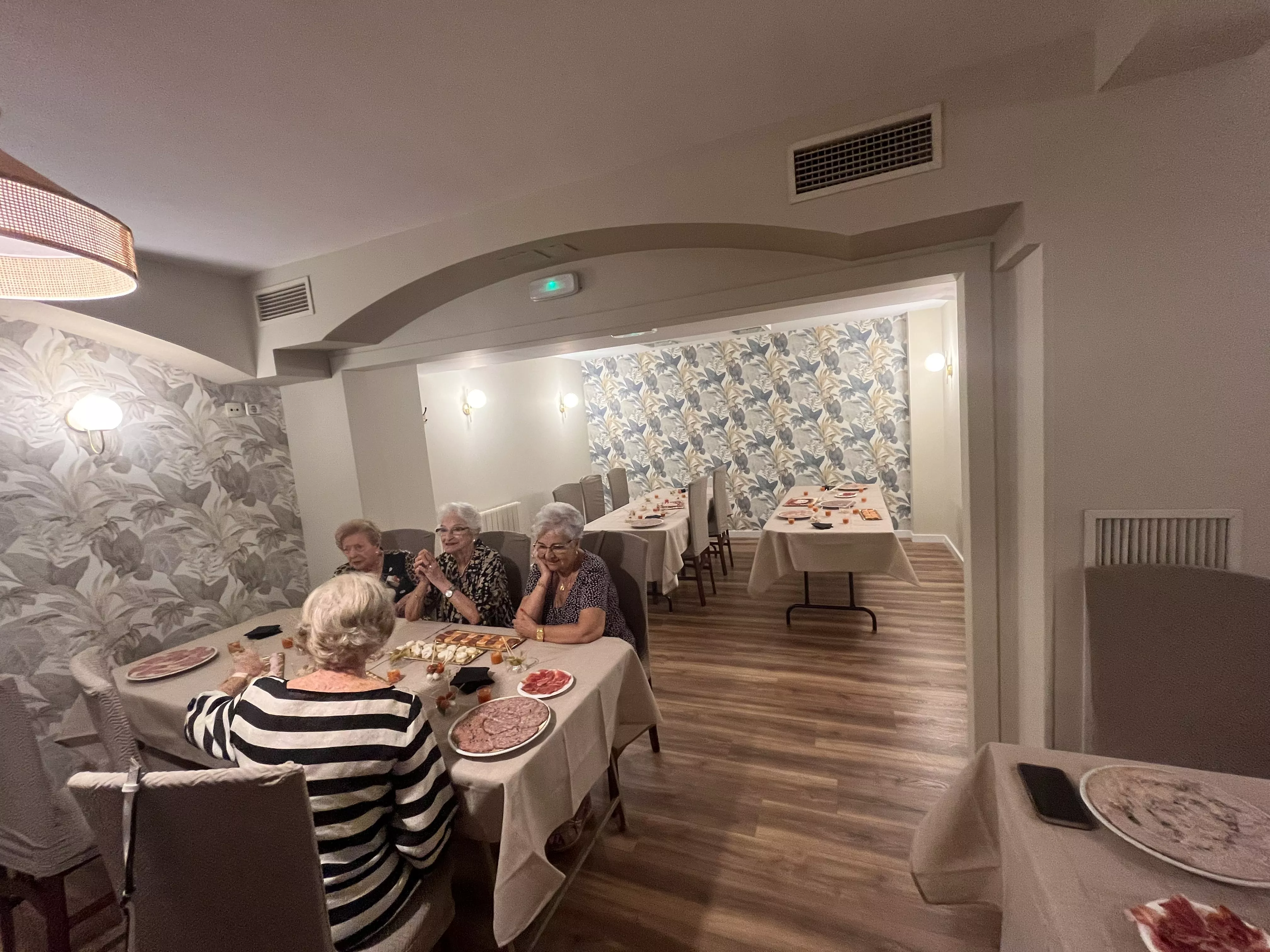 Inauguración de El Bar de Jorge en su nueva ubicación en Huesca, Foto Mercedes Manterola