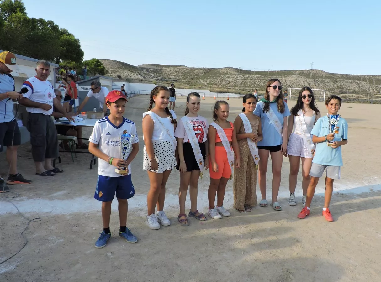 Entrega de medallas y trofeos