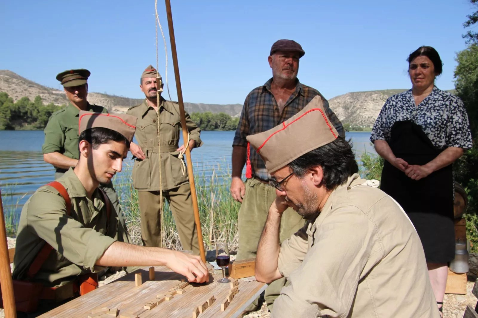 La asociación Primera Línea recreando la batalla del Ebro en Fayón. Foto Carlos Neofato 