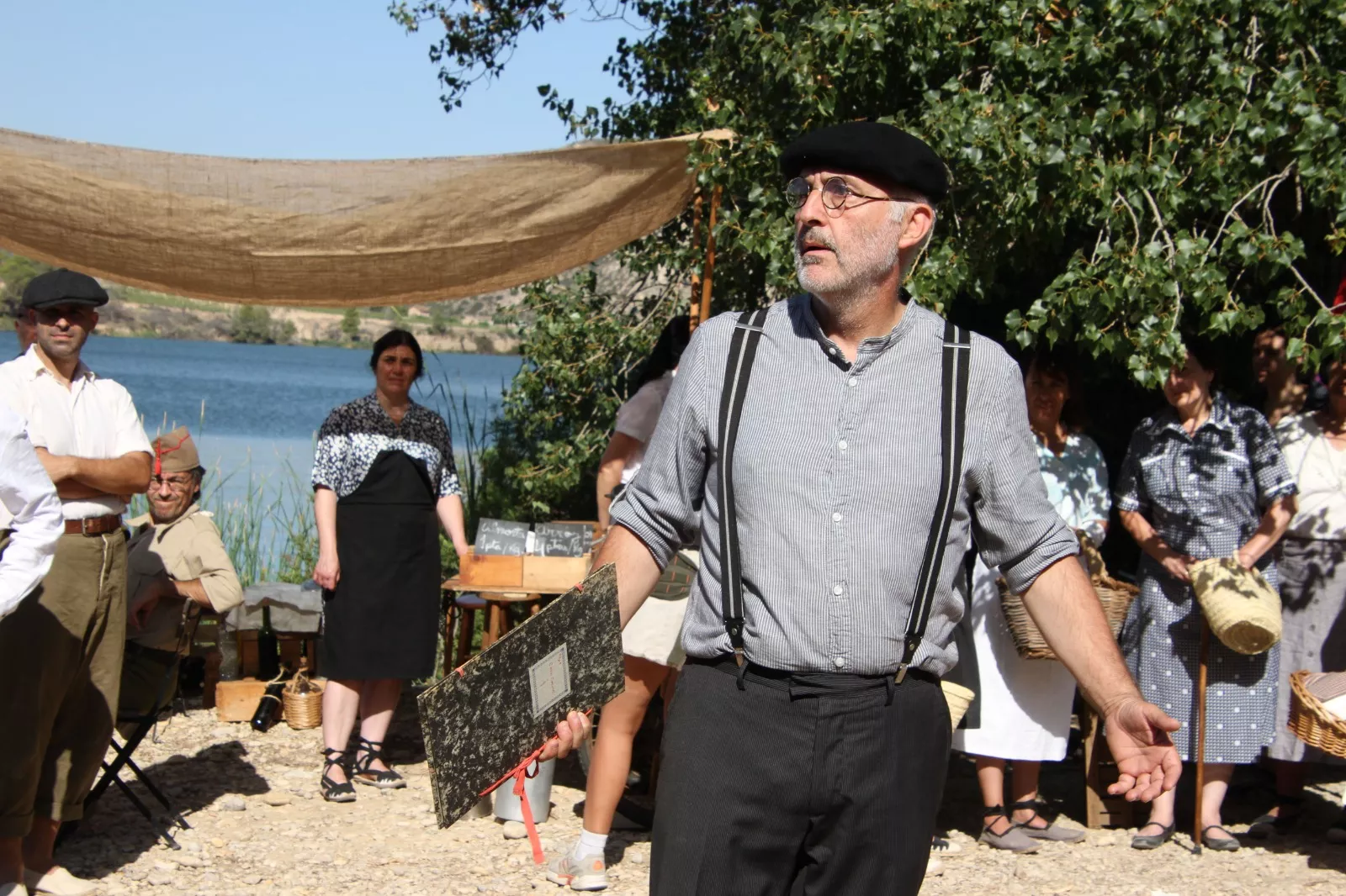 La asociación Primera Línea recreando la batalla del Ebro en Fayón. Foto Carlos Neofato 
