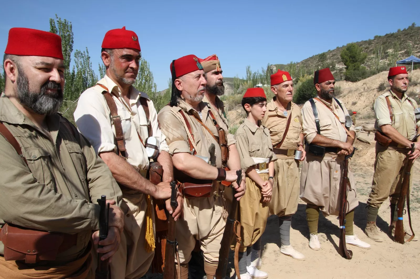 La asociación Primera Línea recreando la batalla del Ebro en Fayón. Foto Carlos Neofato 