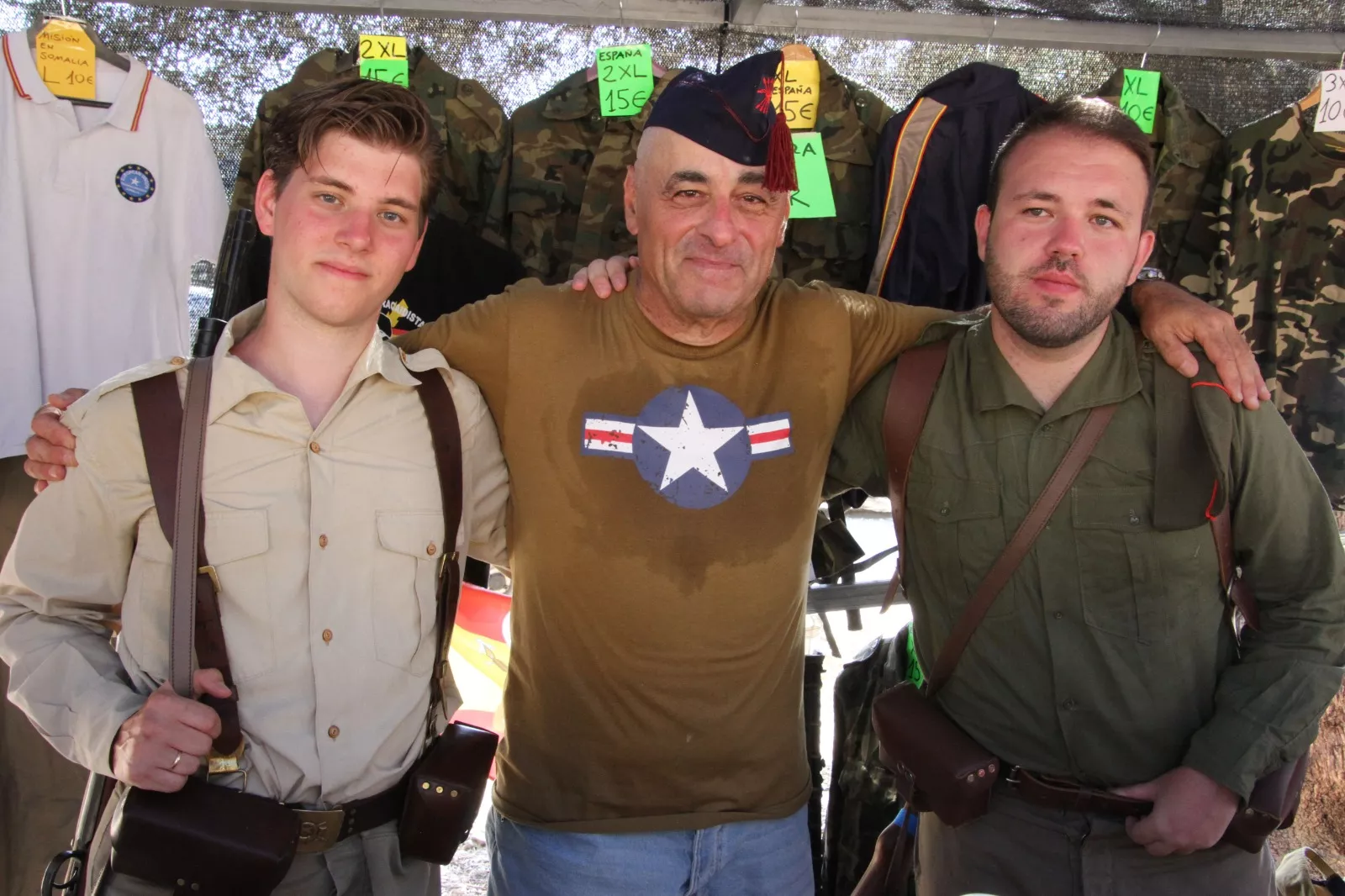 La asociación Primera Línea recreando la batalla del Ebro en Fayón. Foto Carlos Neofato 