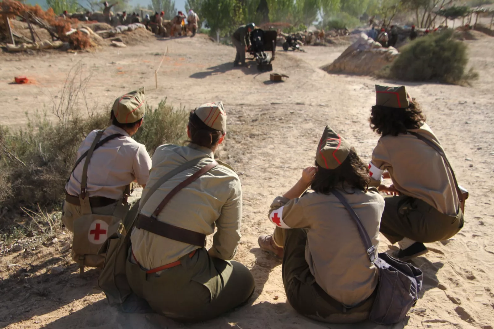 La asociación Primera Línea recreando la batalla del Ebro en Fayón. Foto Carlos Neofato 
