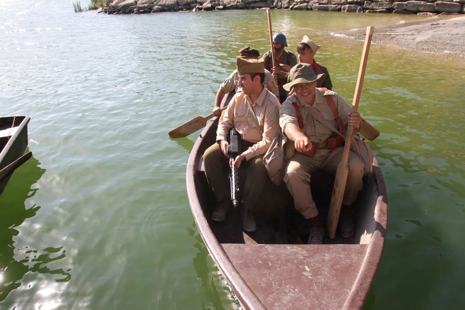 La asociación Primera Línea recreando la batalla del Ebro en Fayón. Foto Carlos Neofato 