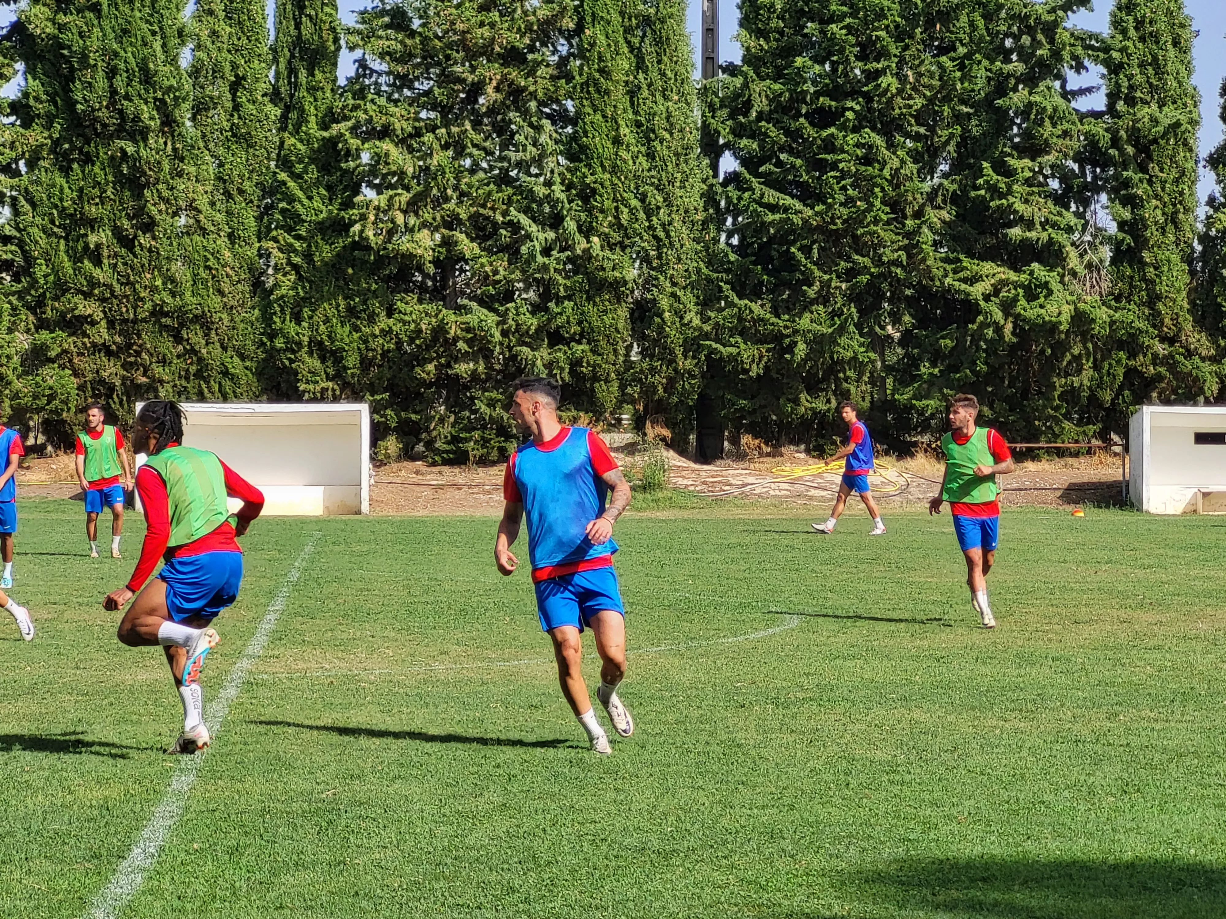 Entrenamiento del Barbastro en San Jorge. Foto: Adrián Mora