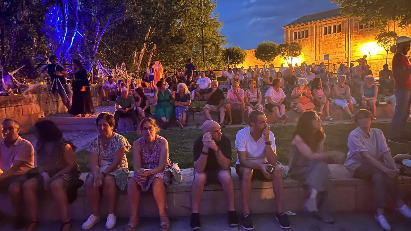 "La danza de los tiempos" de José Espinosa en la plaza General Alsina. Foto Mercedes Manterola