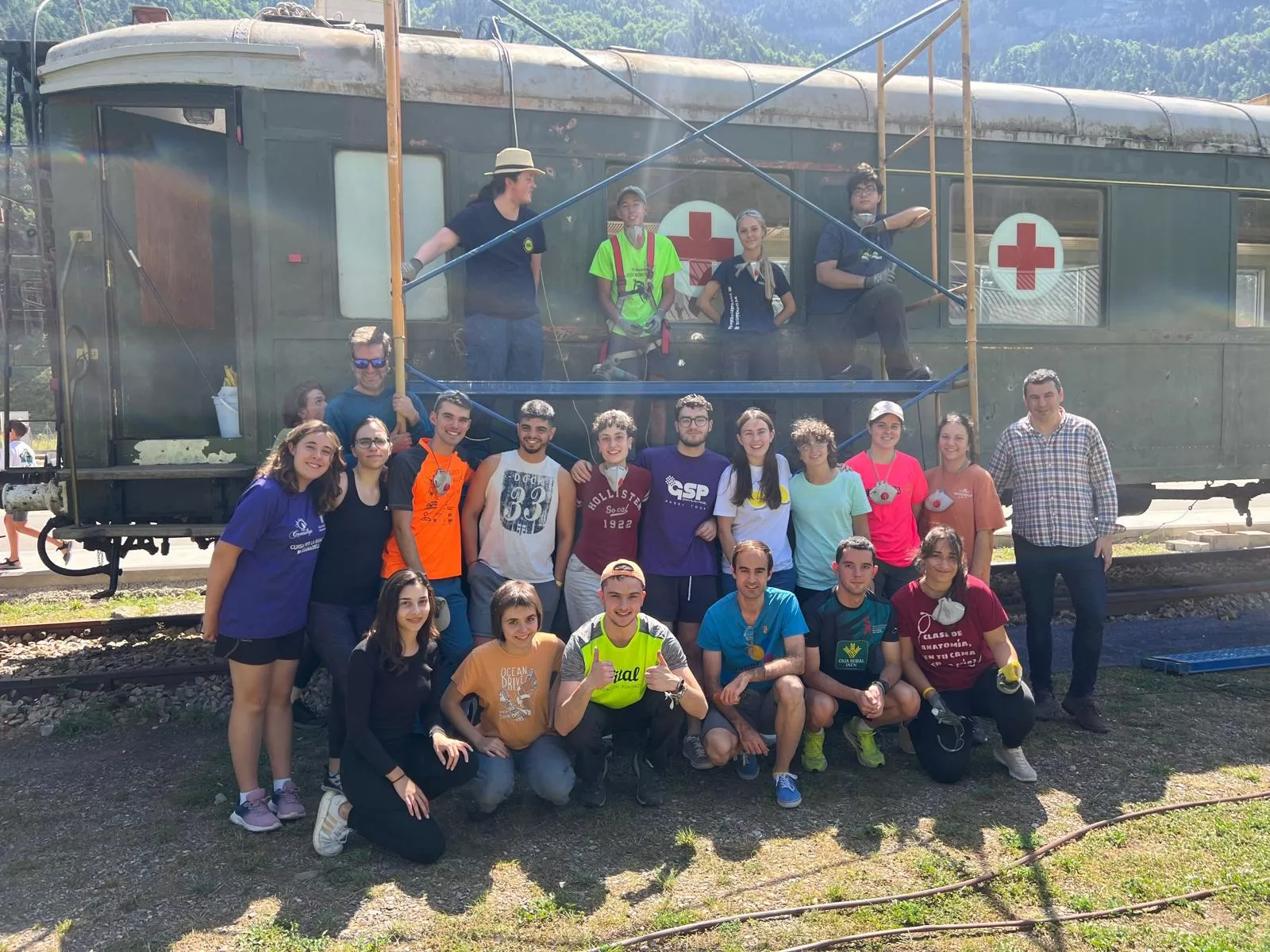 Campo de voluntariado internacional 'El tren de los peregrinos' de Canfranc.