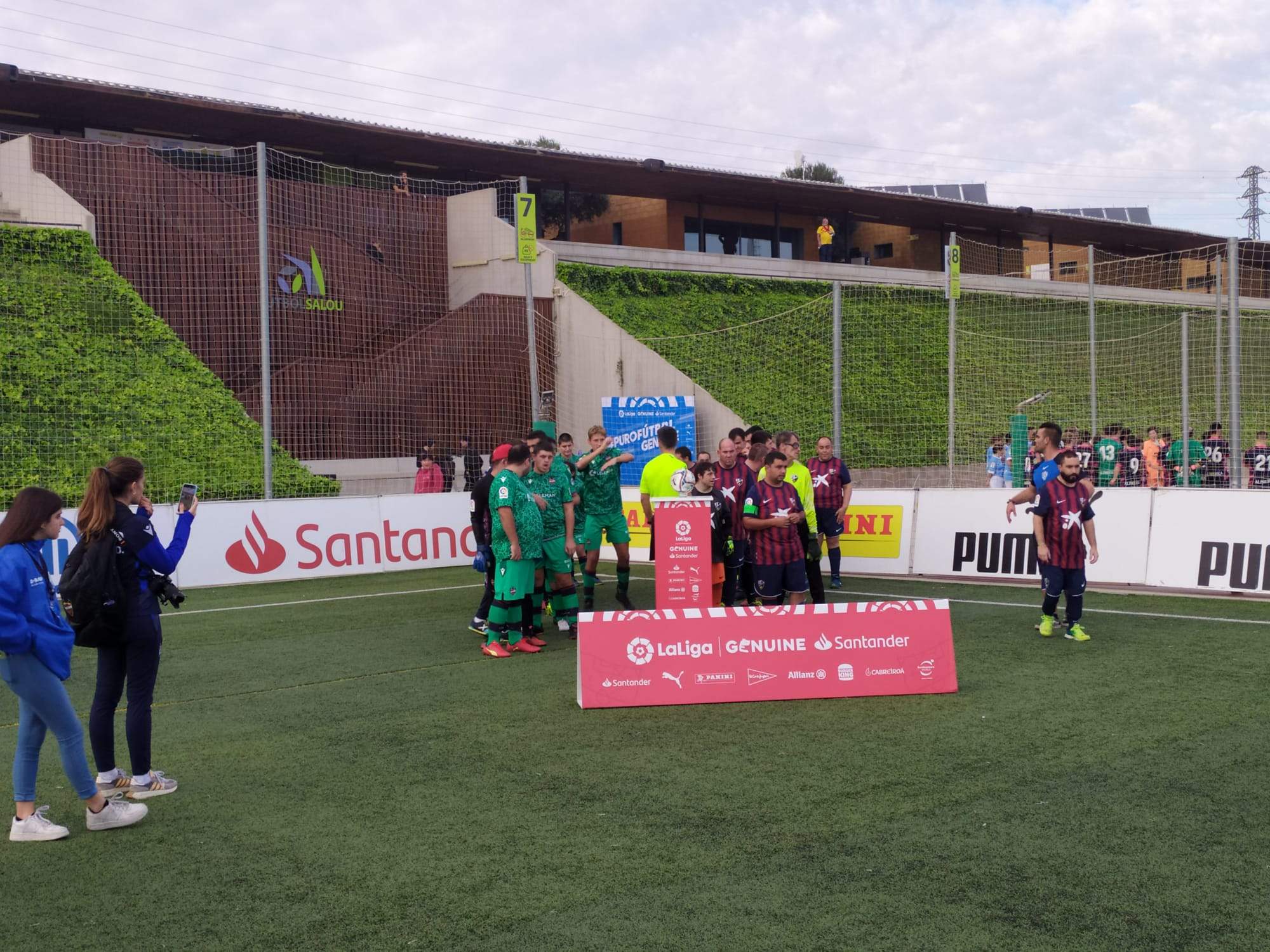 La SD Huesca Genuine participa en la apertura del torneo en Tarragona