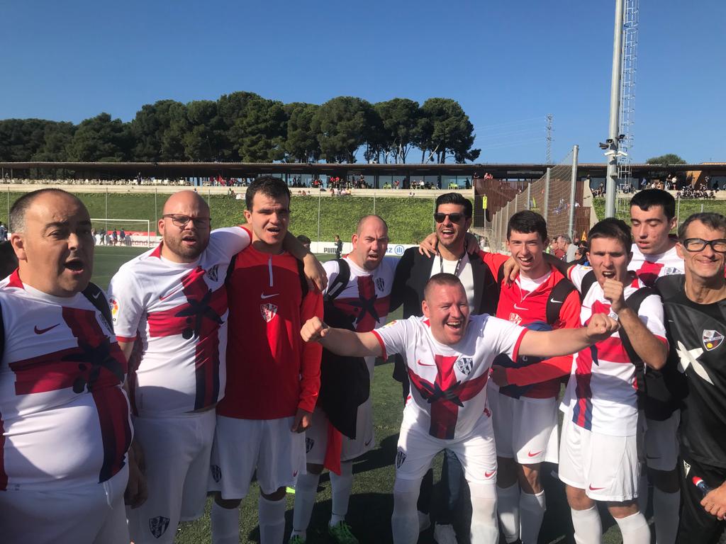 La SD Huesca Genuine participa en la apertura del torneo en Tarragona