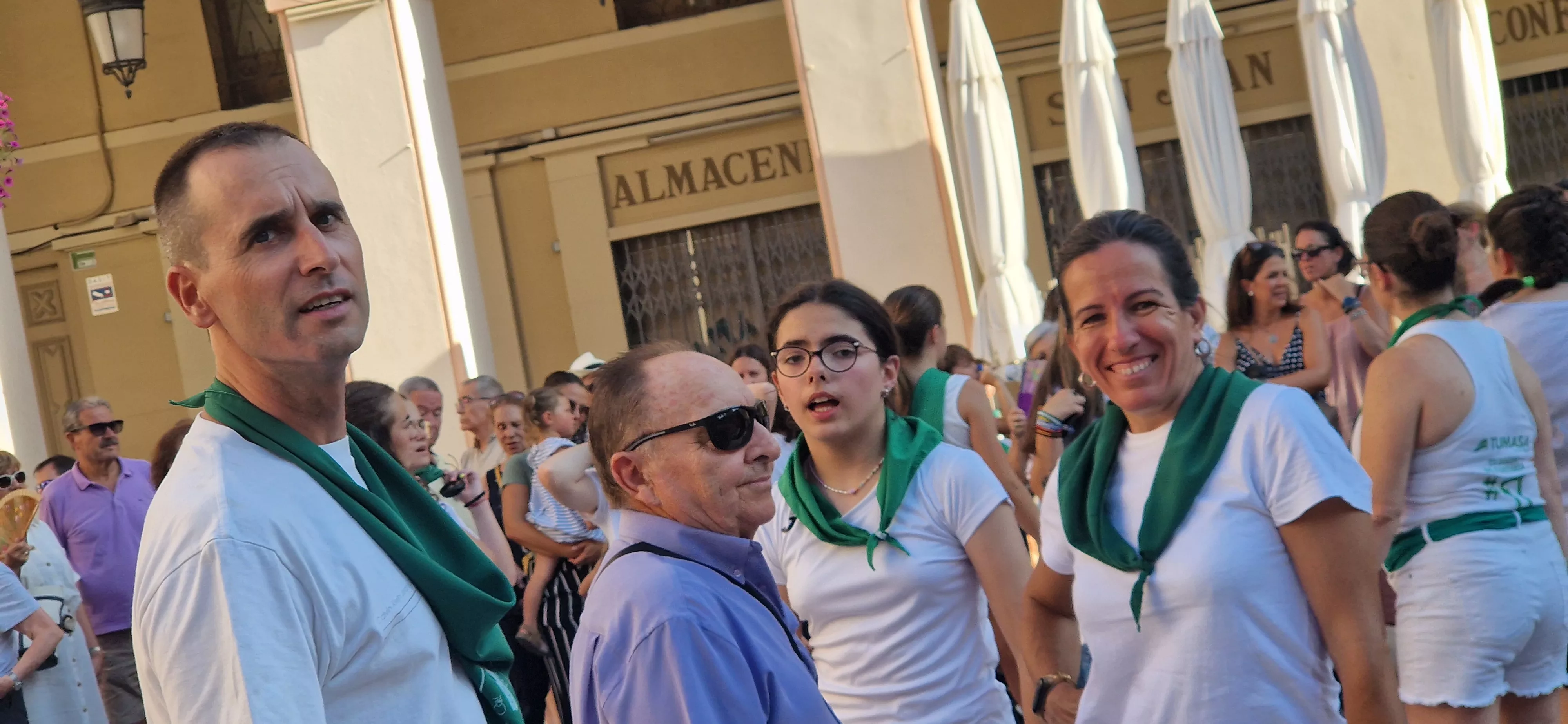 Baile de la Jota de San Lorenzo en la Plaza López Allué. Foto Myriam Martínez 