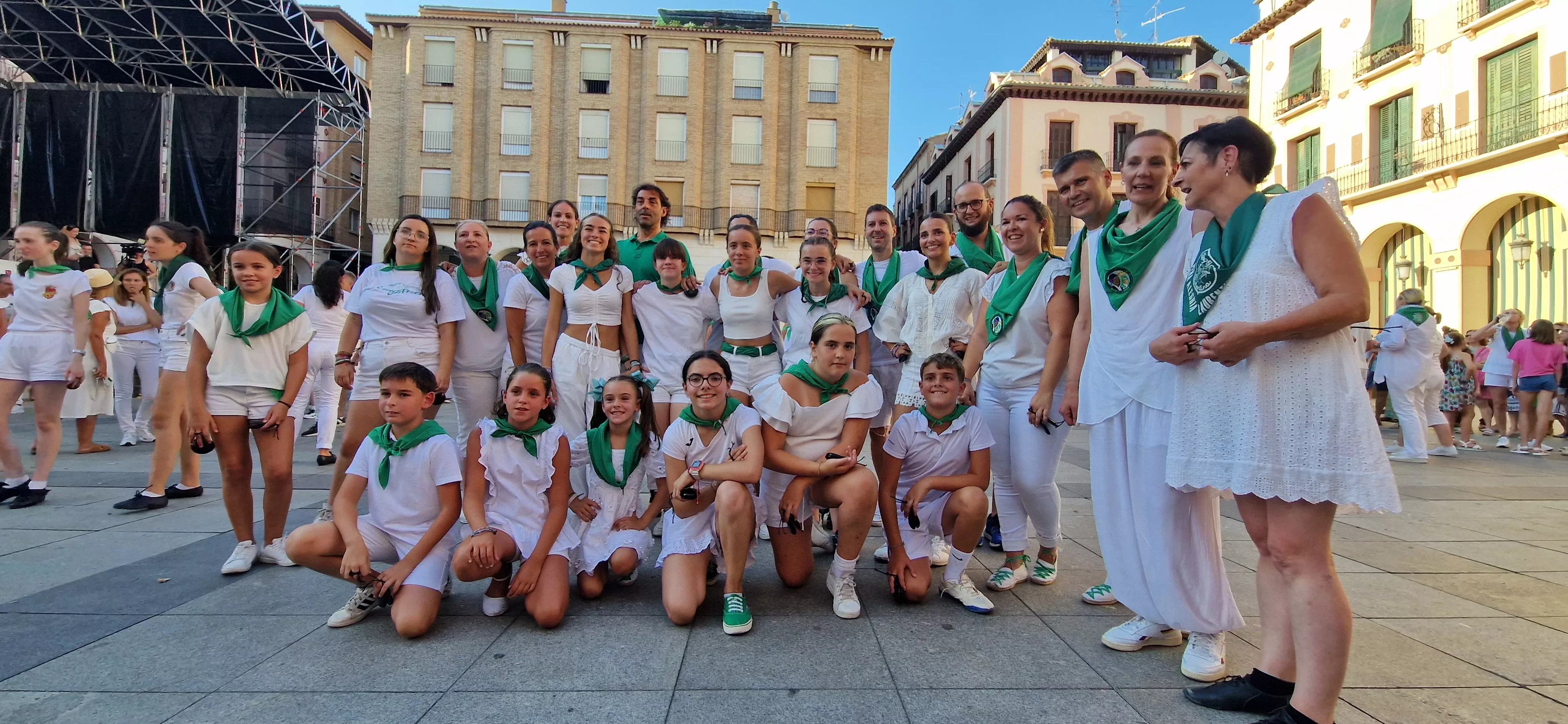 Baile de la Jota de San Lorenzo en la Plaza López Allué. Foto Myriam Martí