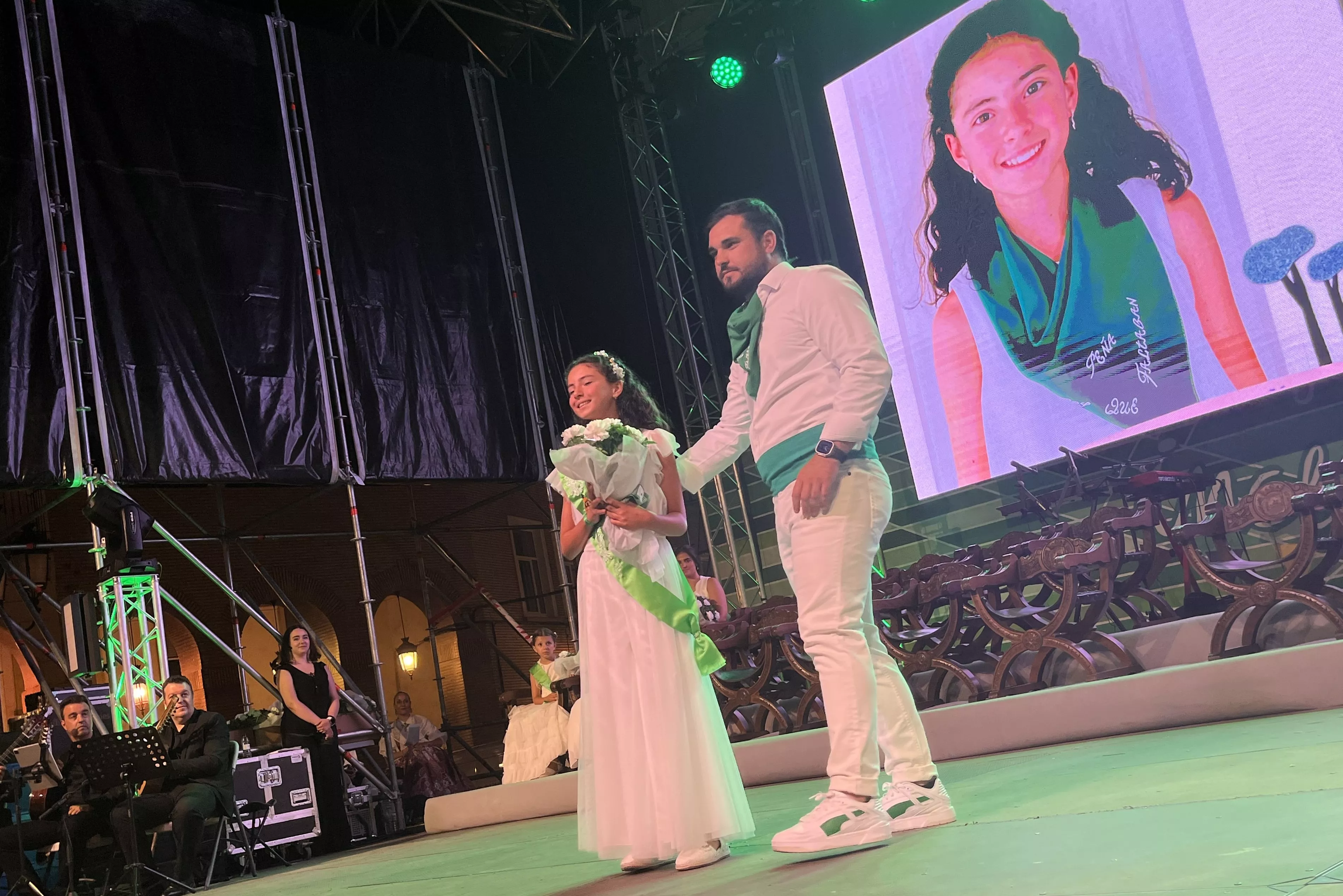 Acto de presentación de las mairalesas y mainate de Huesca 2024. Foto Mercedes Manterola