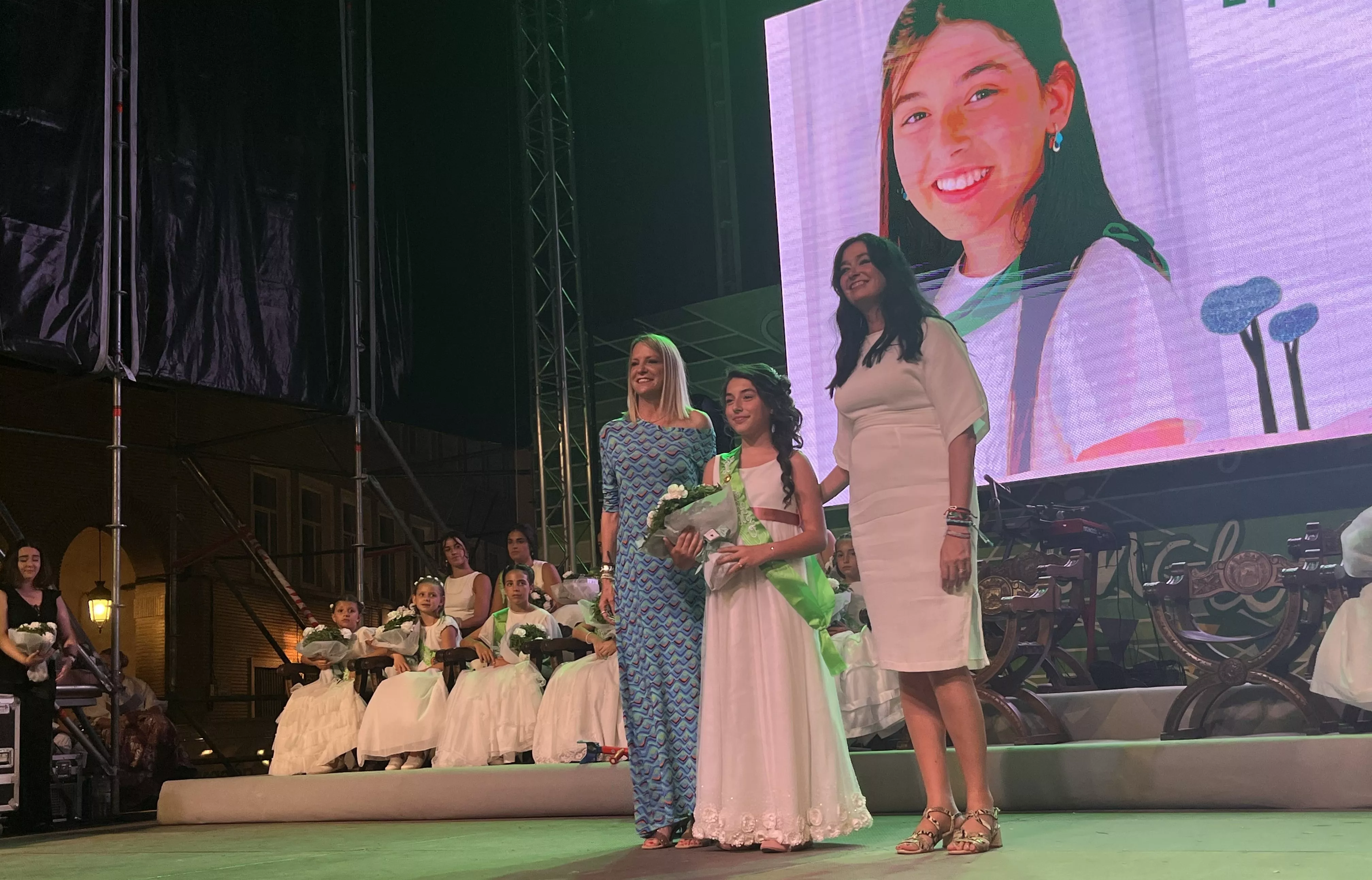 Acto de presentación de las mairalesas y mainate de Huesca 2024. Foto Mercedes Manterola
