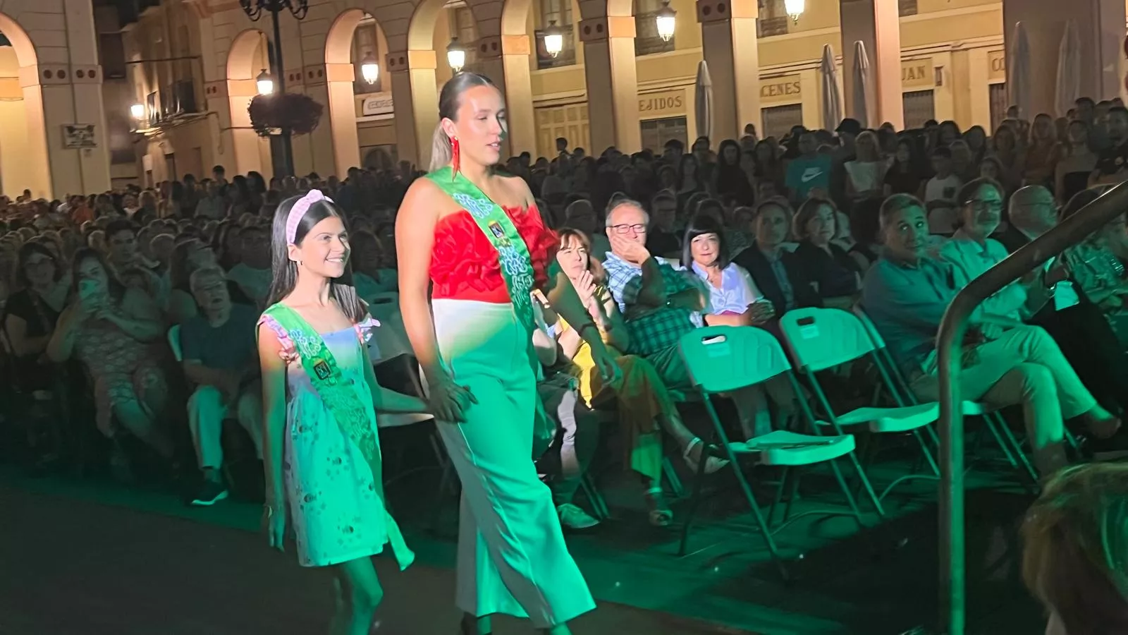 Acto de presentación de las mairalesas y mainate de Huesca 2024. Foto Mercedes Manterola