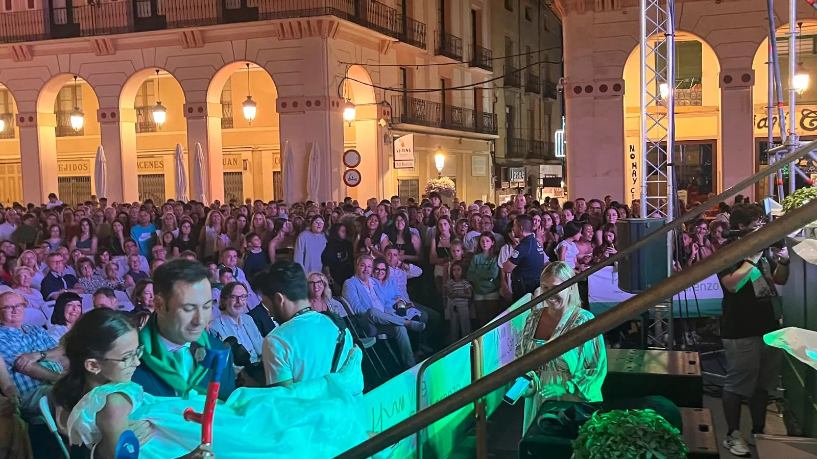 Acto de presentación de las mairalesas y mainate de Huesca 2024. Foto Mercedes Manterola