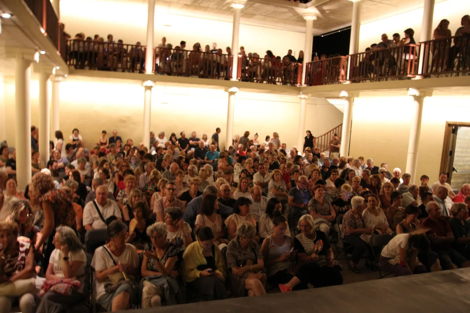 El Corral de Comedias de Robres durante una representación este verano. Foto Carlos Neofato