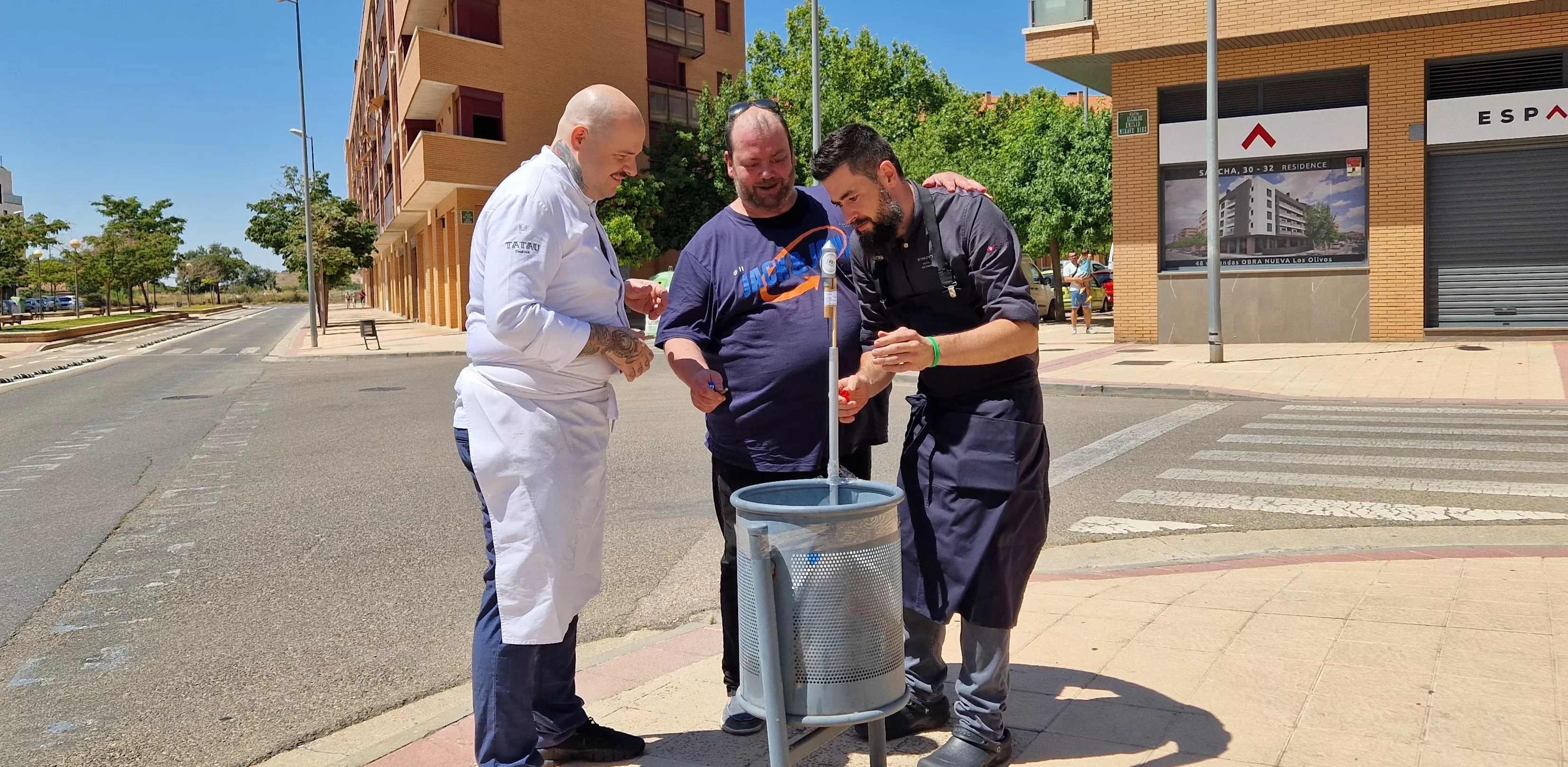 Imágenes del Segundo Vermut Prelaurentis de Lapaca y el Tatau. Foto Myriam Martínez 