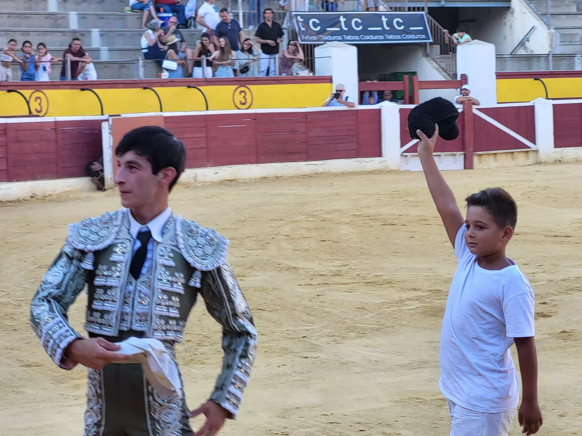 Imágenes de la novillada sin picadores de la Feria Taurina de La Albahaca 2024. Foto: Adrián Mora