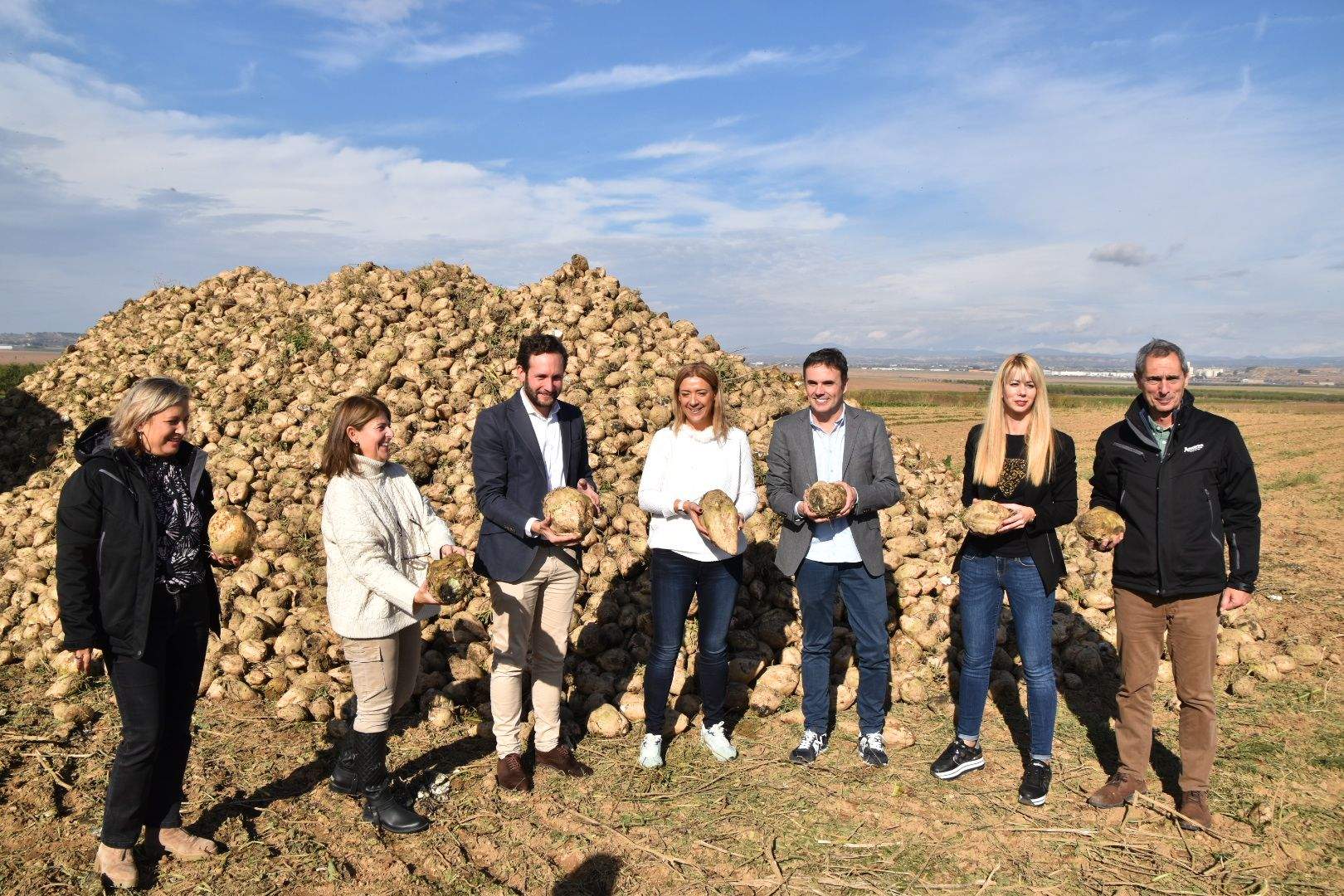 Visita a uno de los campos donde se ha cultivado remolacha