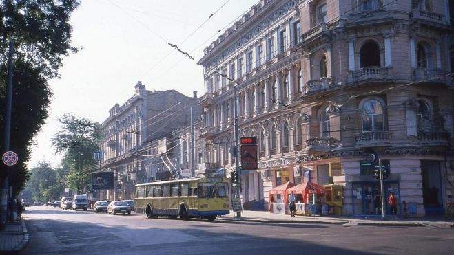 Ucrania 2 (002) Ucrania 2 (002)