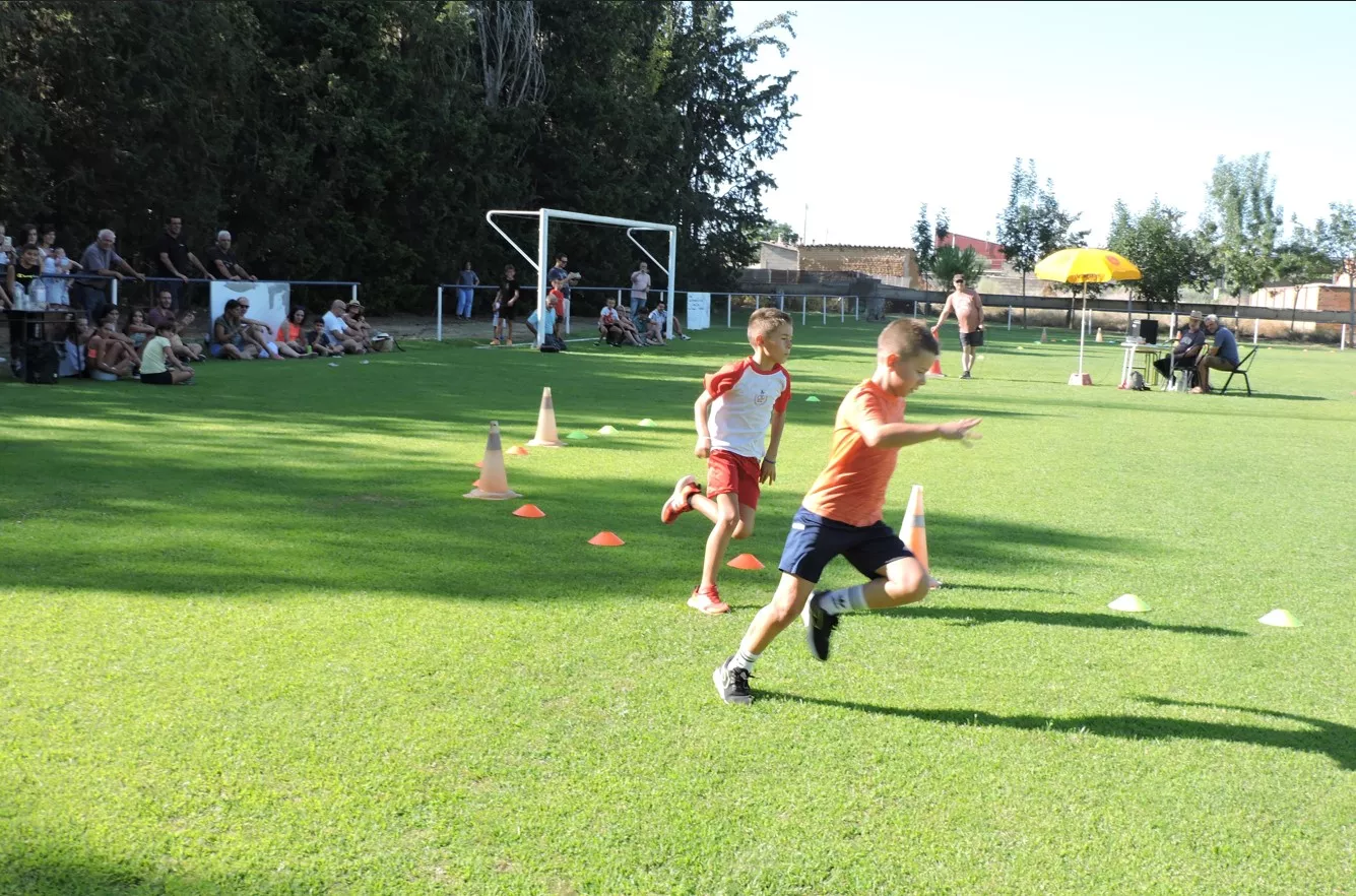 Carrera de niños de 9 y 10 años