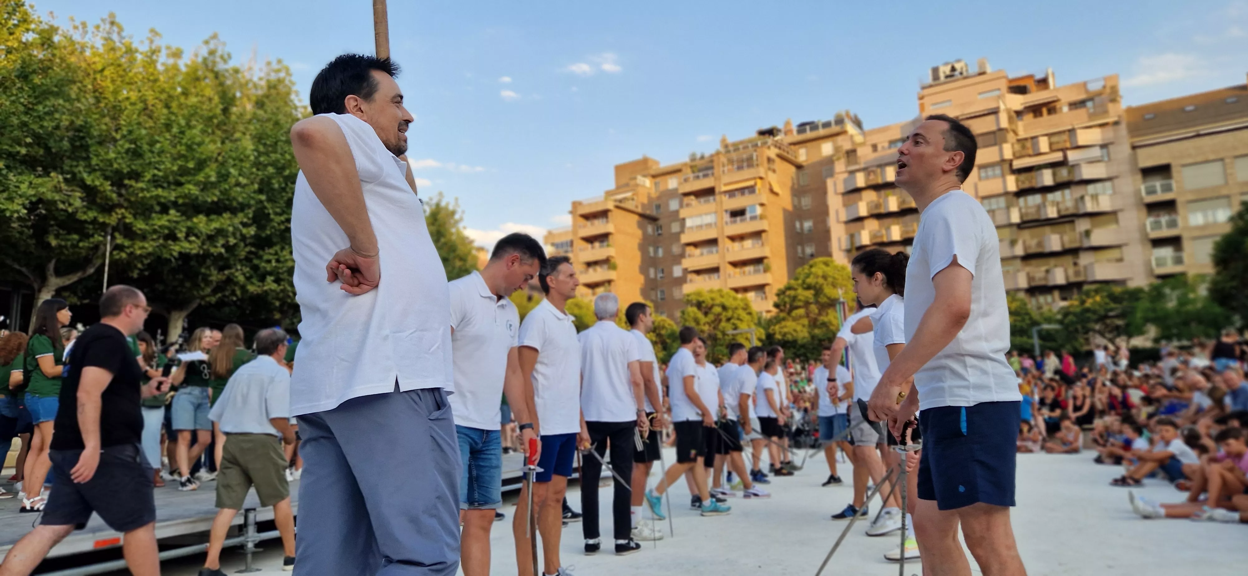 Ensayo general de los Danzantes y la Banda de Música de Huesca. Foto Myriam Martínez