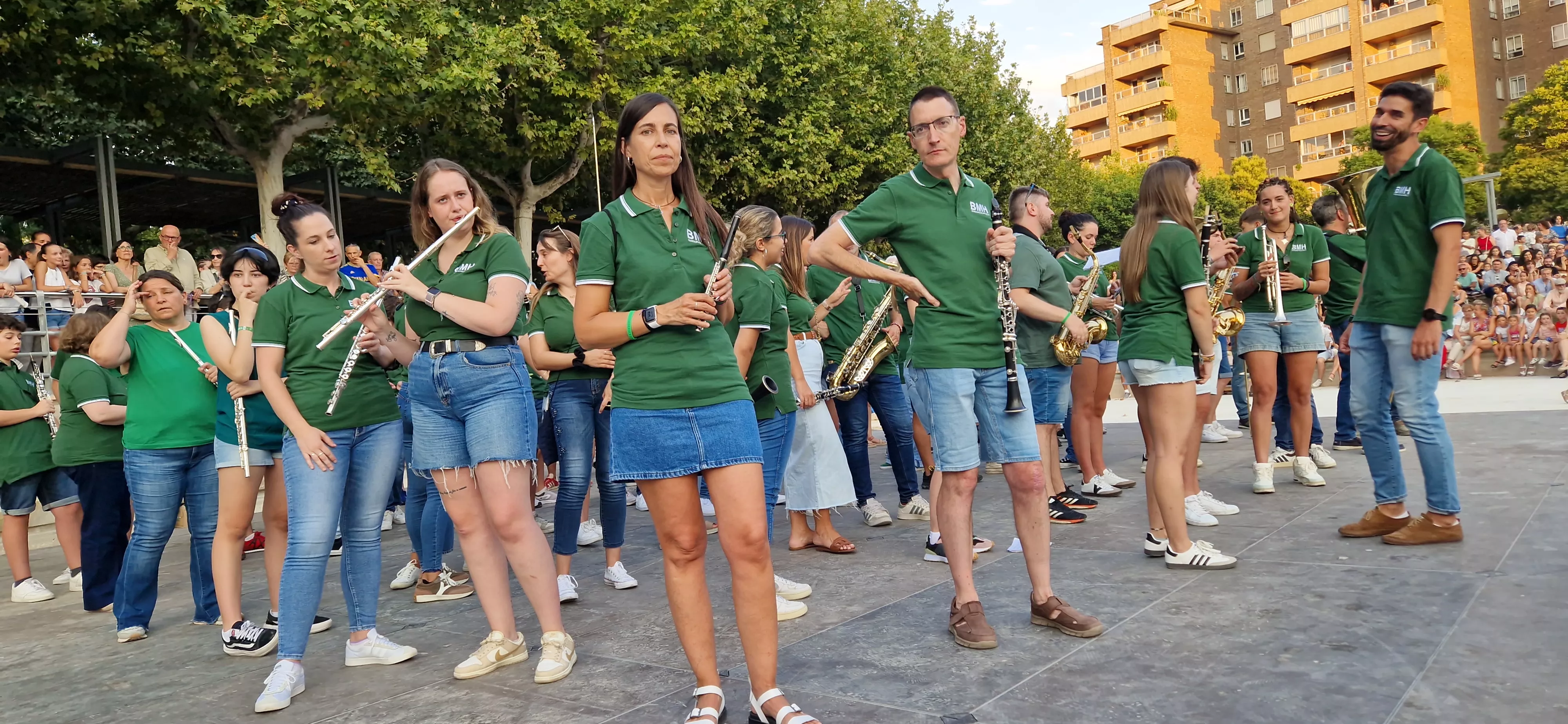 Ensayo general de los Danzantes y la Banda de Música de Huesca. Foto Myriam Martínez