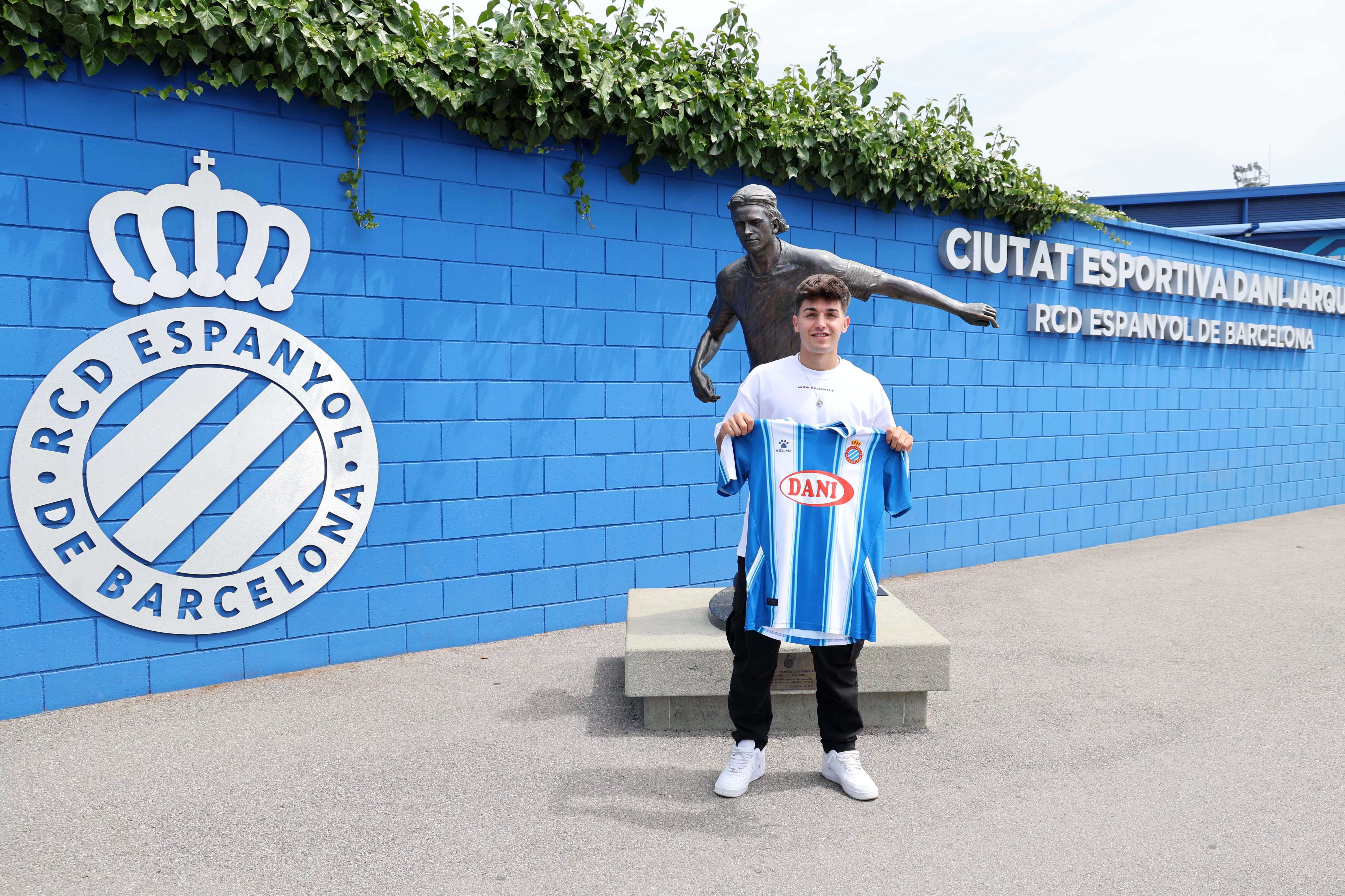 Javi Hernández, una perla perica para la SD Huesca