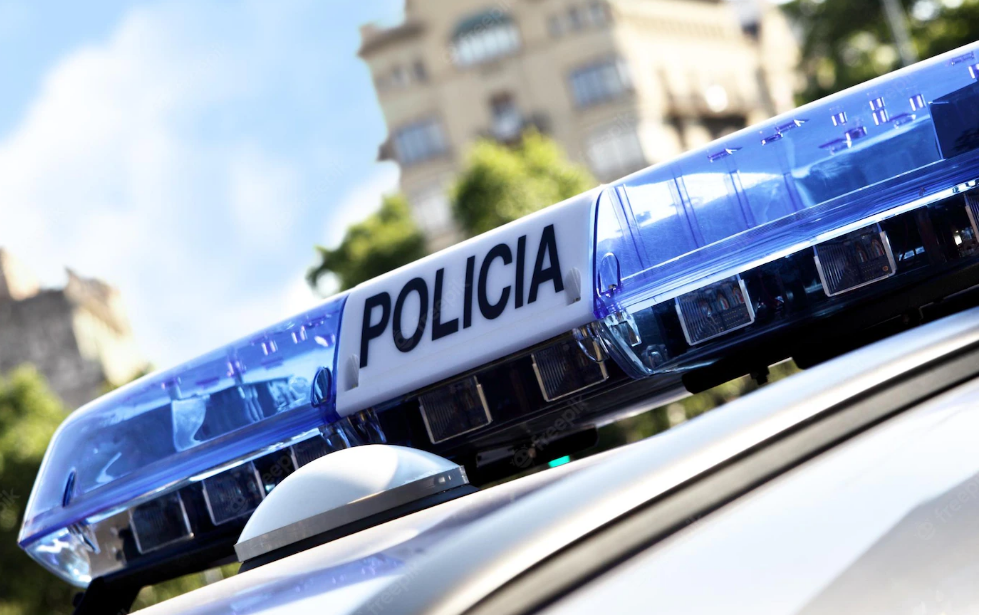 Coche de la Policía Nacional. Coche de la Policía Nacional.