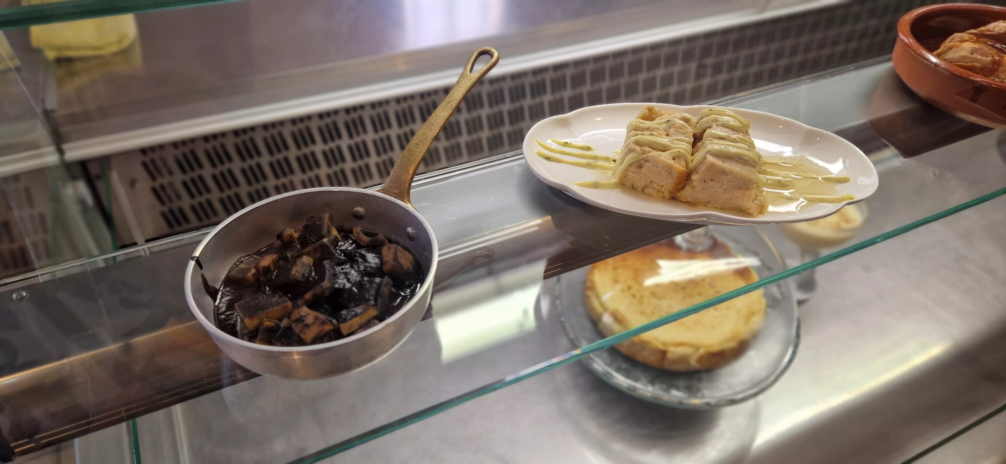 Nuevo establecimiento El Fogón de Pachi y Yohana. Foto Myriam Martínez 