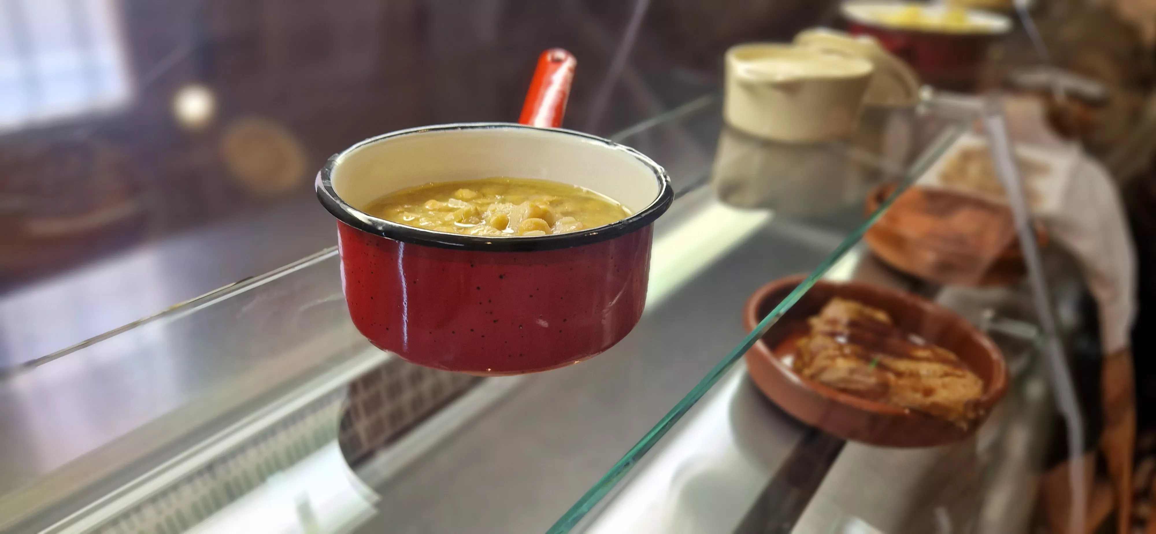 Nuevo establecimiento El Fogón de Pachi y Yohana. Foto Myriam Martínez