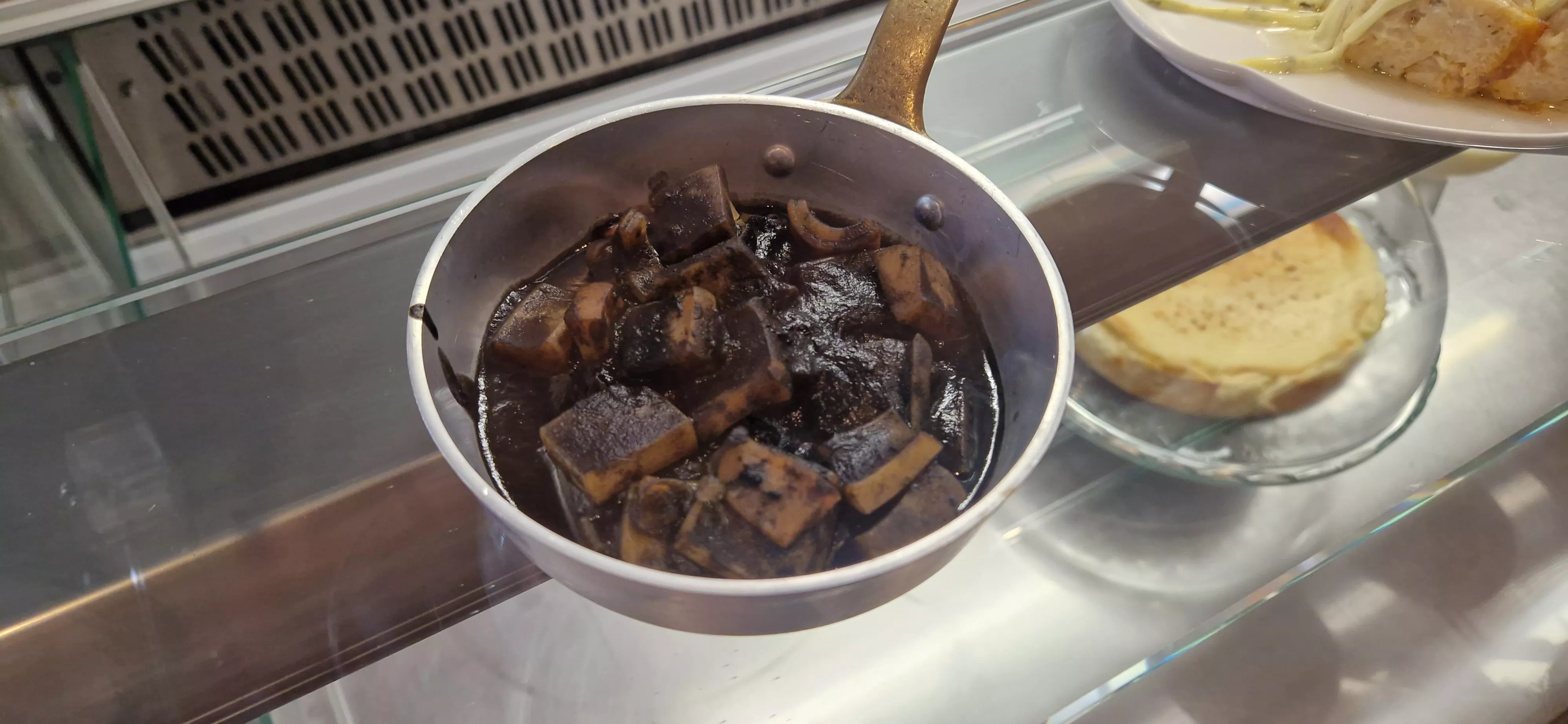 Nuevo establecimiento El Fogón de Pachi y Yohana. Foto Myriam Martínez 