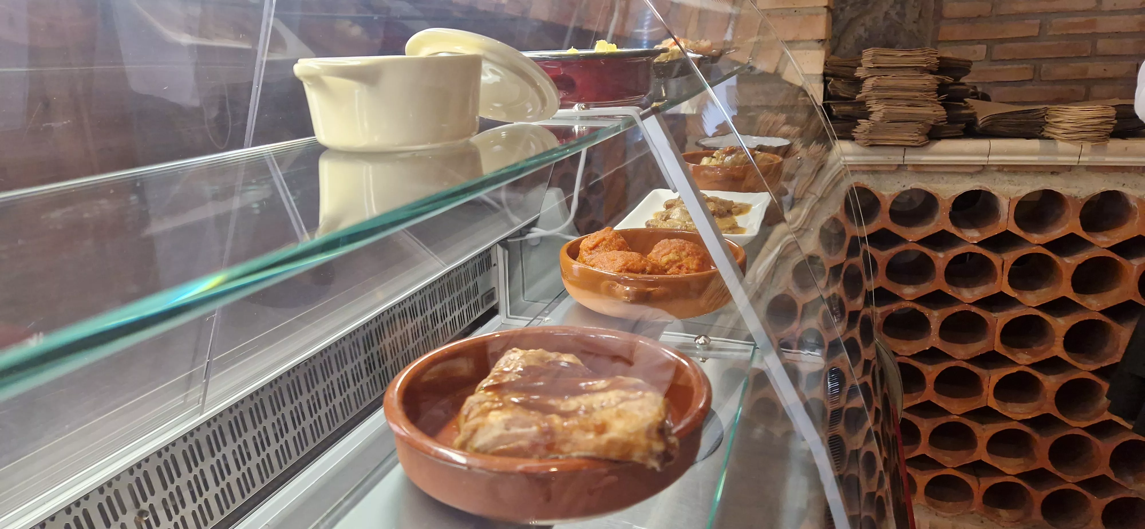 Nuevo establecimiento El Fogón de Pachi y Yohana. Foto Myriam Martínez 