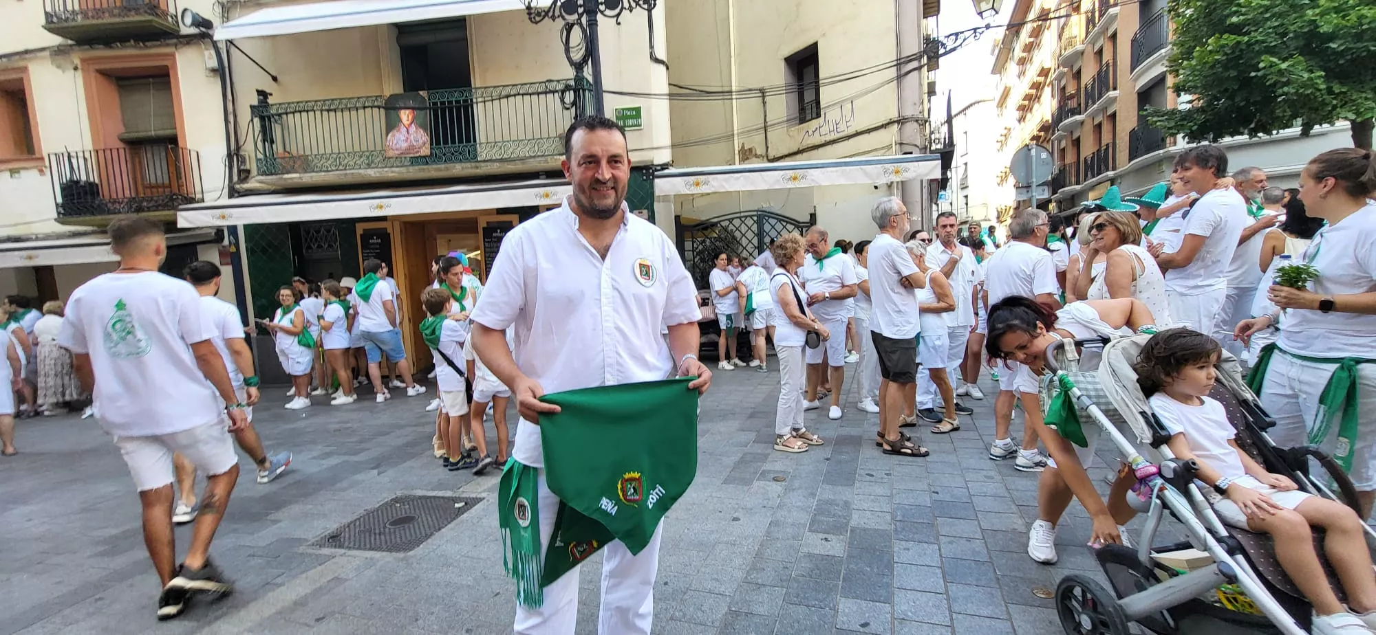 Saludo al Santo. Foto Mercedes Manterola