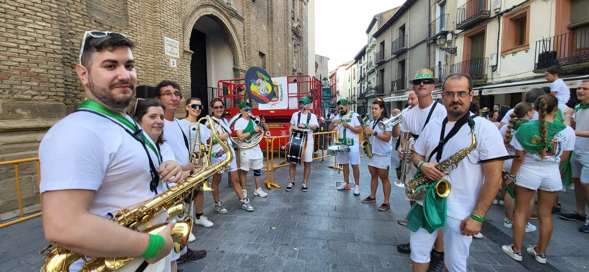 Saludo al Santo. Foto Mercedes Manterola