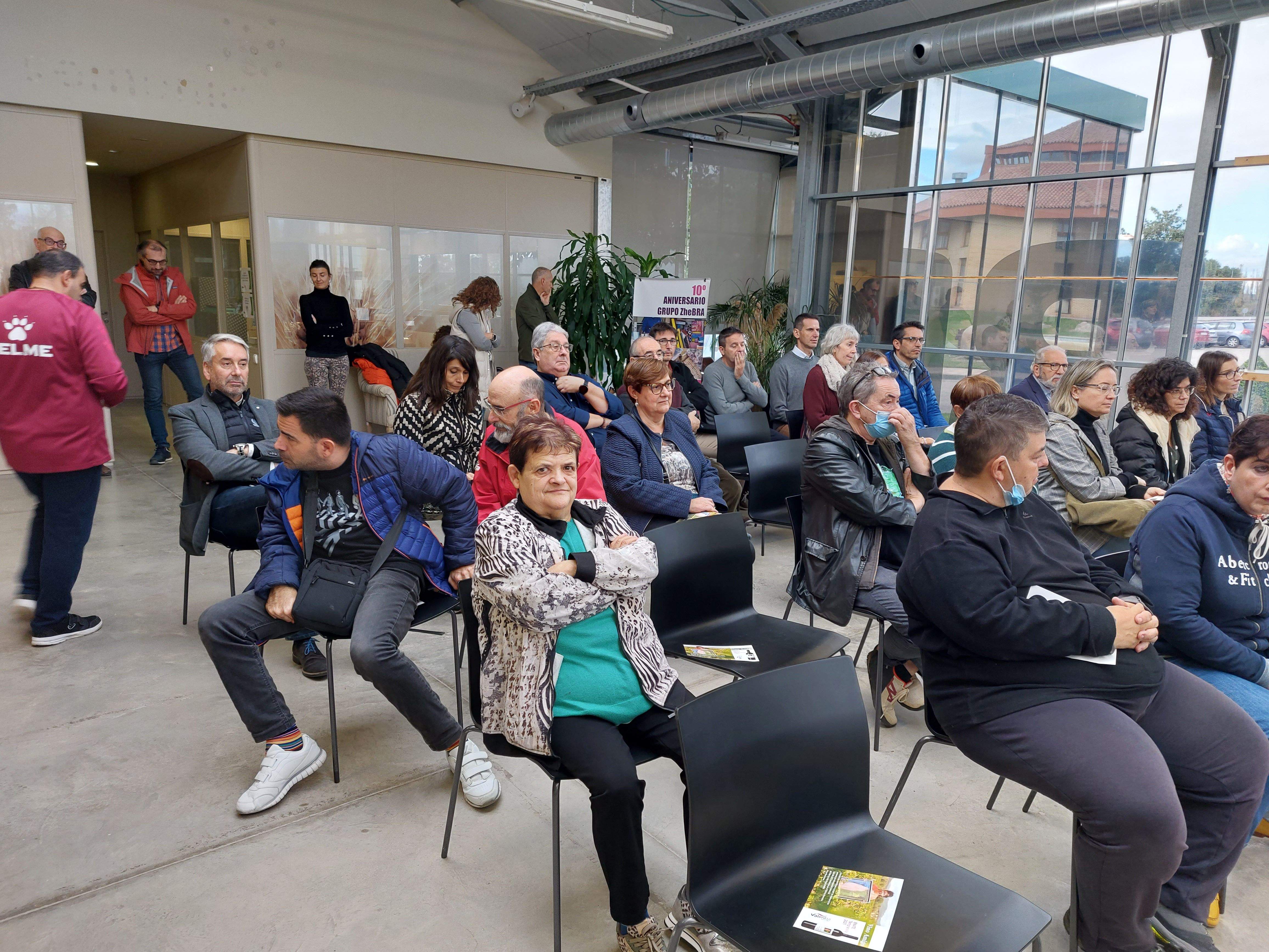 Presentación del Vino Amigo de Valentia y Enate